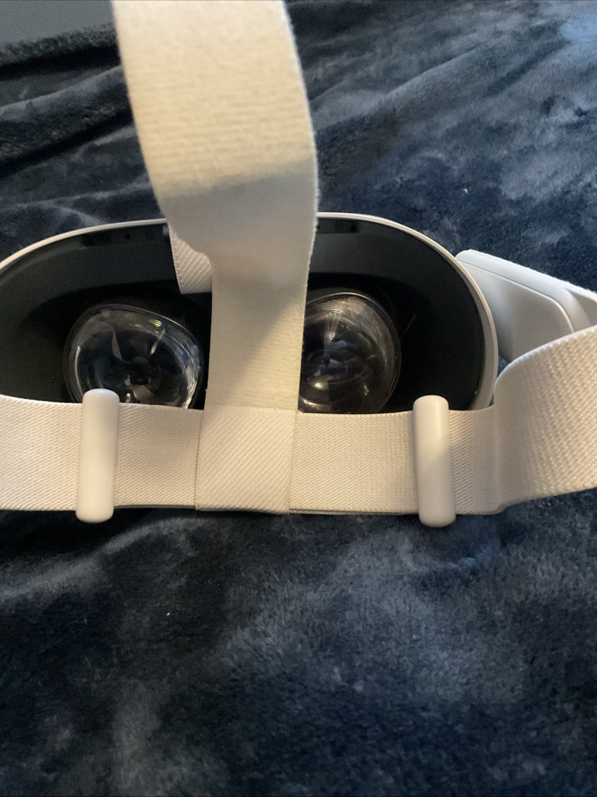 Meta Quest 2 Virtual Reality Headset All-in-One