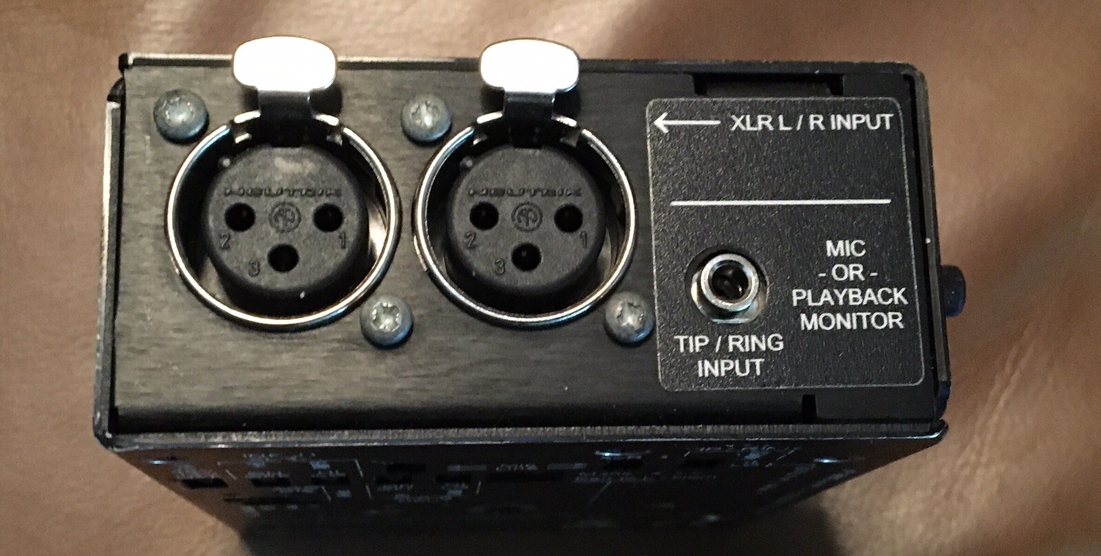 juicedLink DT454 DSLR Camera Microphone Pre-Amp