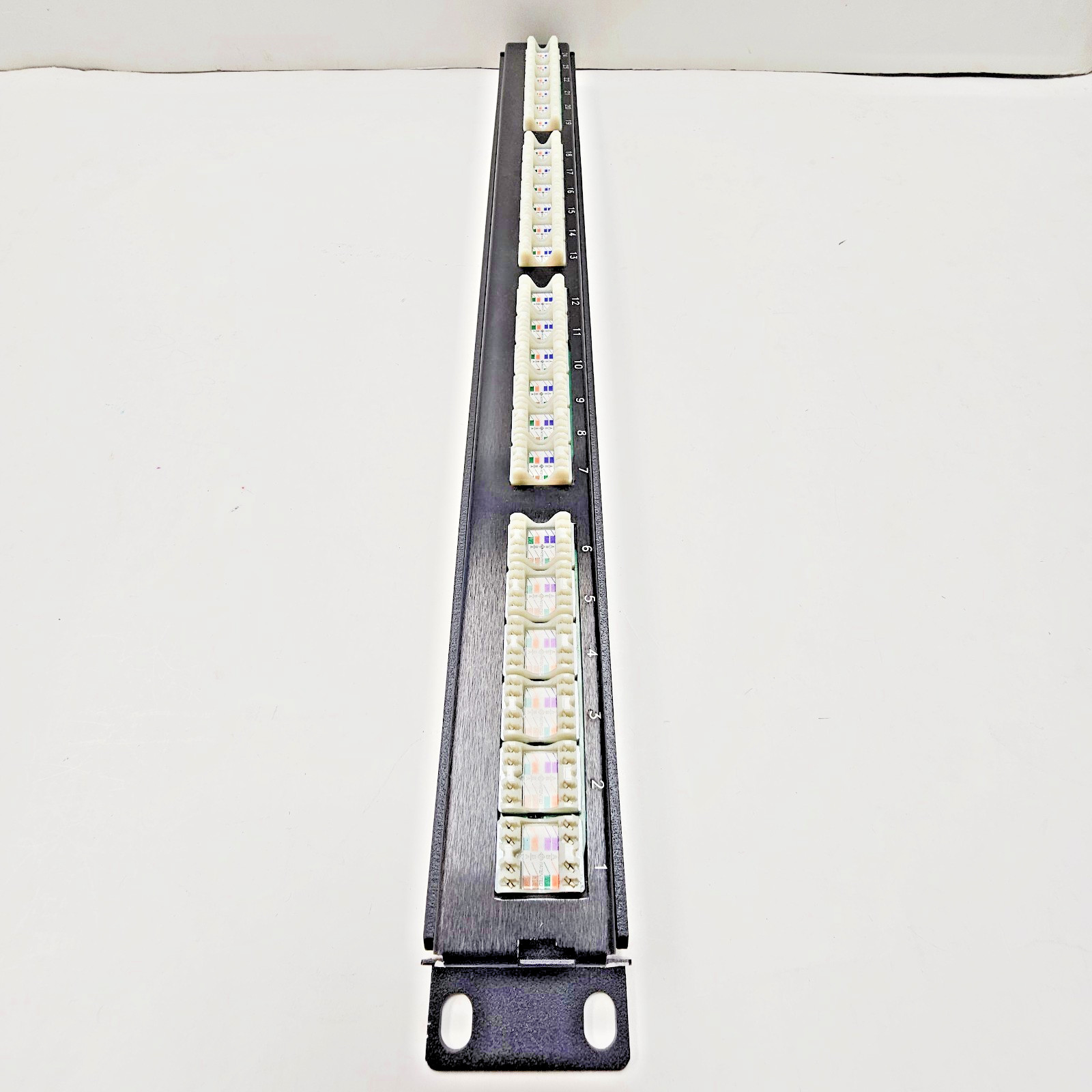 APC by Schneider Electric CAT6PNL-24 24 Port Cat 6 Network Patch Panel NEW Open