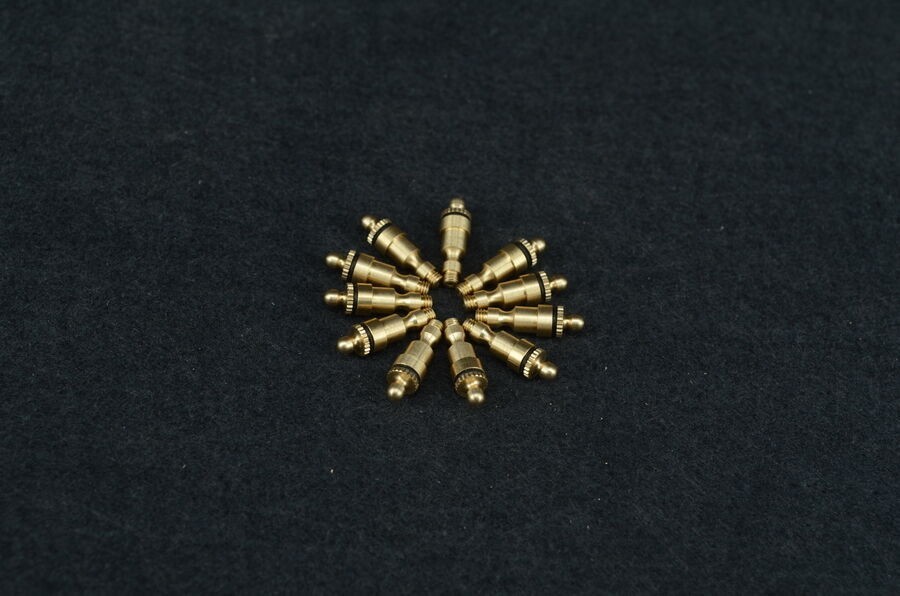 10X M3 brass Oilers for Steam engine With closures