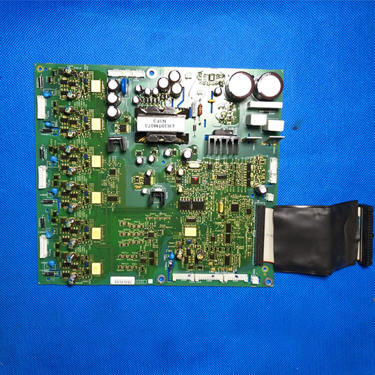 1PC USED ATV61 ATV71 Series ATV71HD37N4Z 37KW Drive Board Mainboard