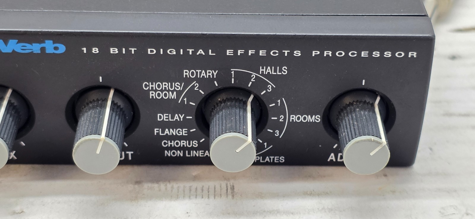 ALESIS NANOVERB 18 BIT DIGITAL EFFECTS PROCESSOR POWER PACK MANUAL DRUMS GUITAR