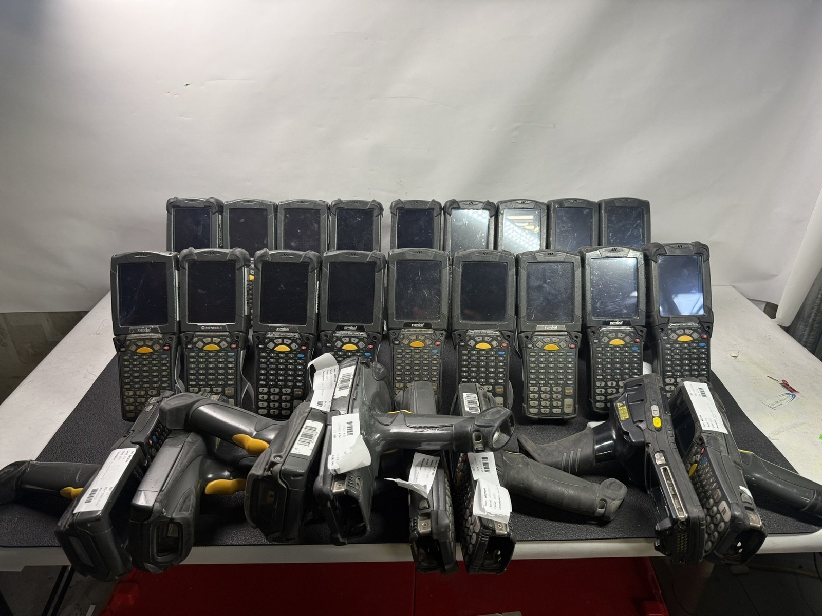 LOT OF 25 Motorola Symbol Zebra MC9190 Handheld Barcode Scanners NO Batteries