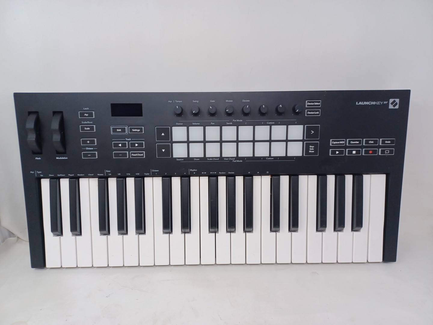 Novation Launchkey 37-Key MIDI Keyboard Full Key