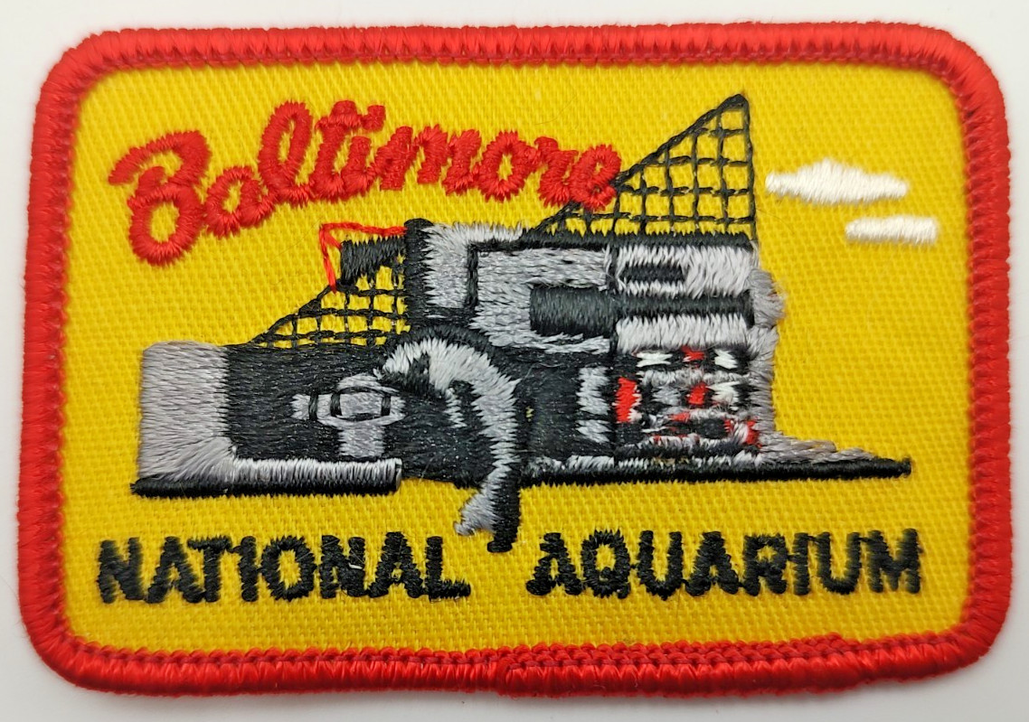 VTG Baltimore National Aquarium Buildings Souvenir Yellow Embroidered Patch L@@K