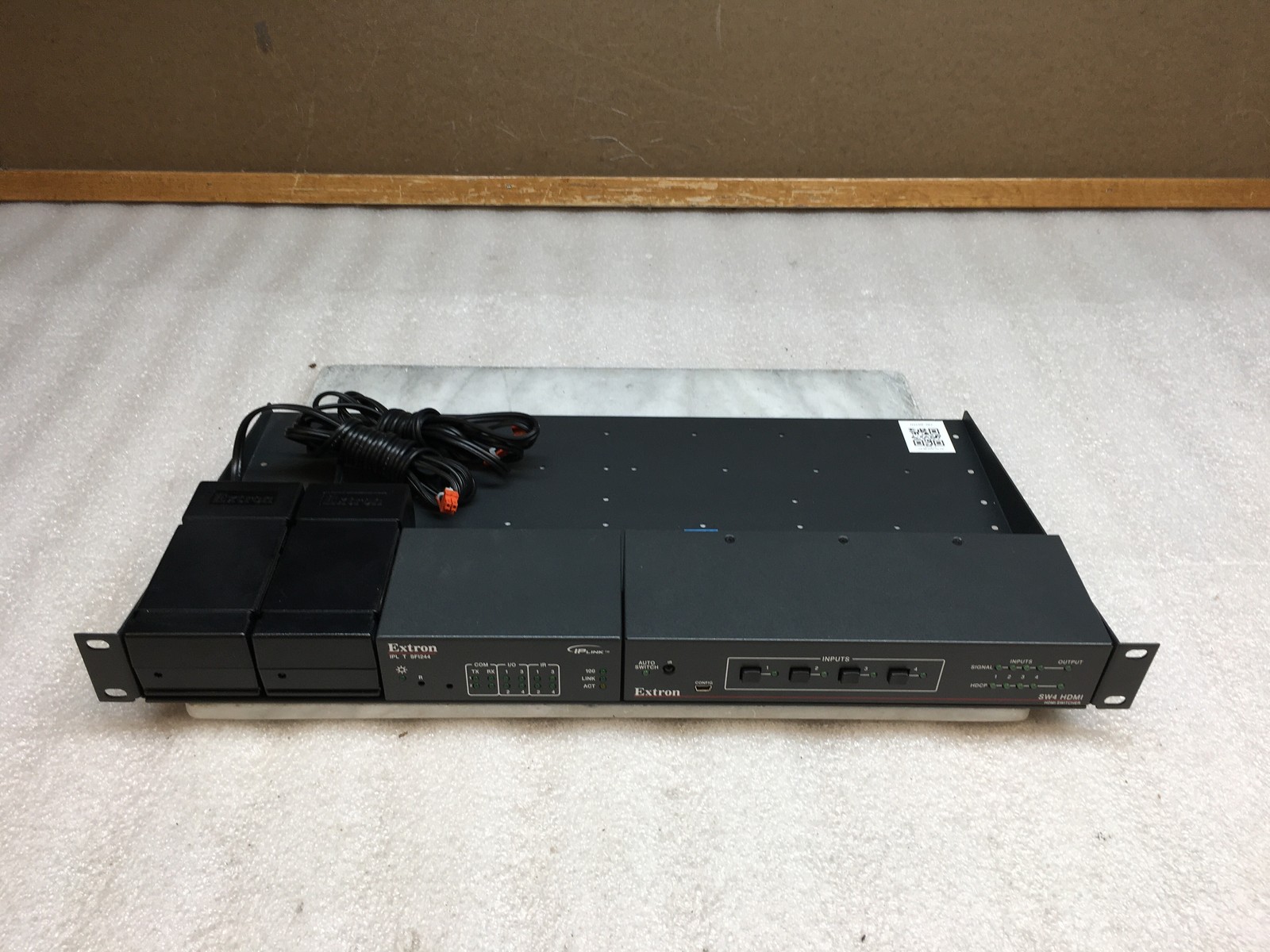 Extron SW4 HDMI Switcher & Extron IPL T SFI244 IP Processor w/ Adapters & Rack