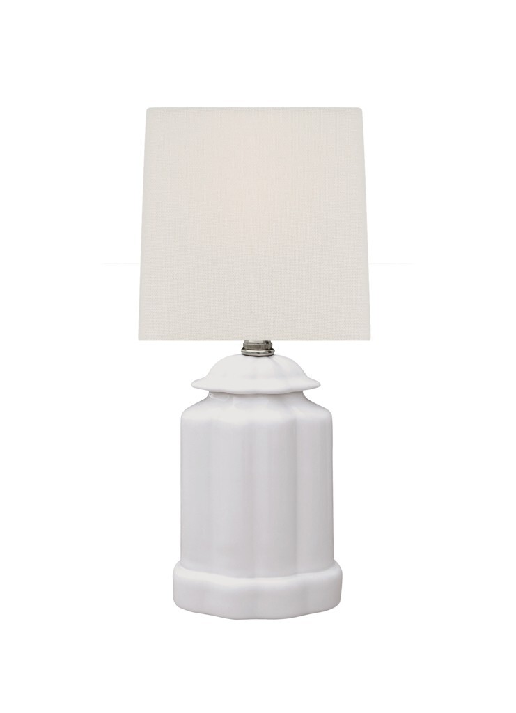 Beautiful White Mini Scallop Jar Porcelain Table Lamp 14"