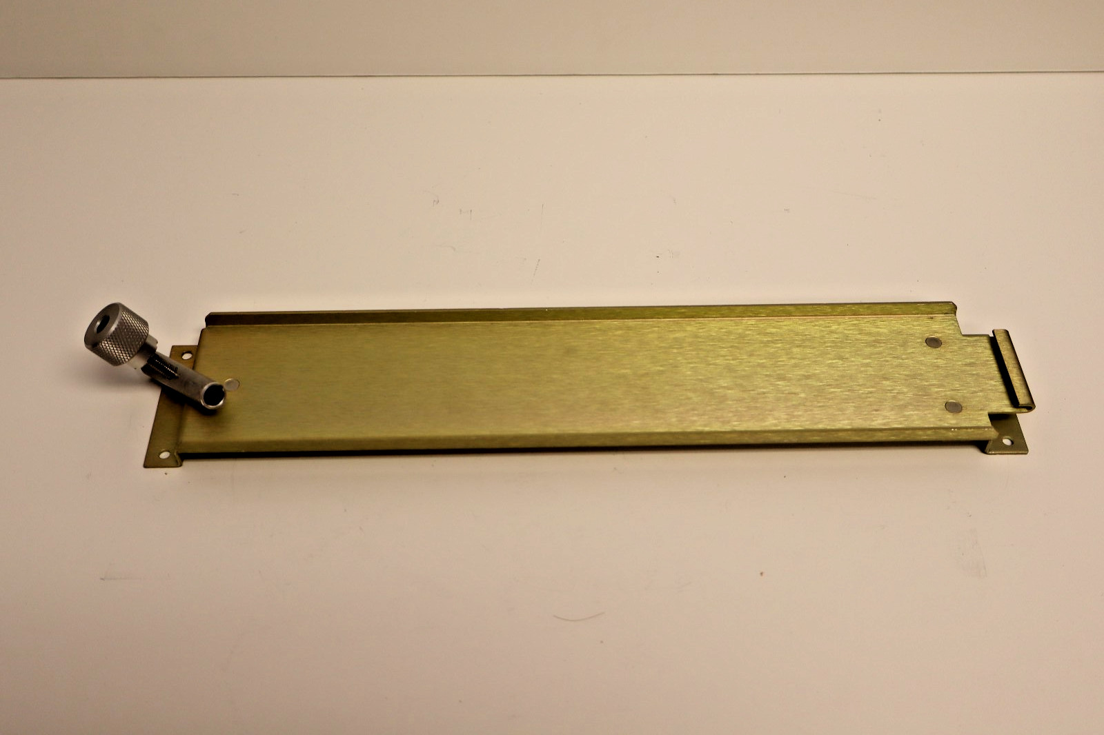 Aircell 310-10949-001 Mounting Tray