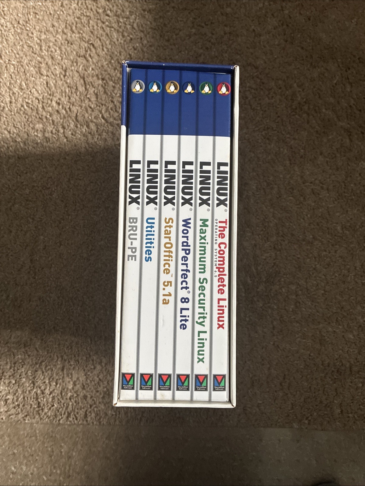 Vintage 1999 Mandrake Linux 6 (6.5) Suite Complete Operating System Set CIB