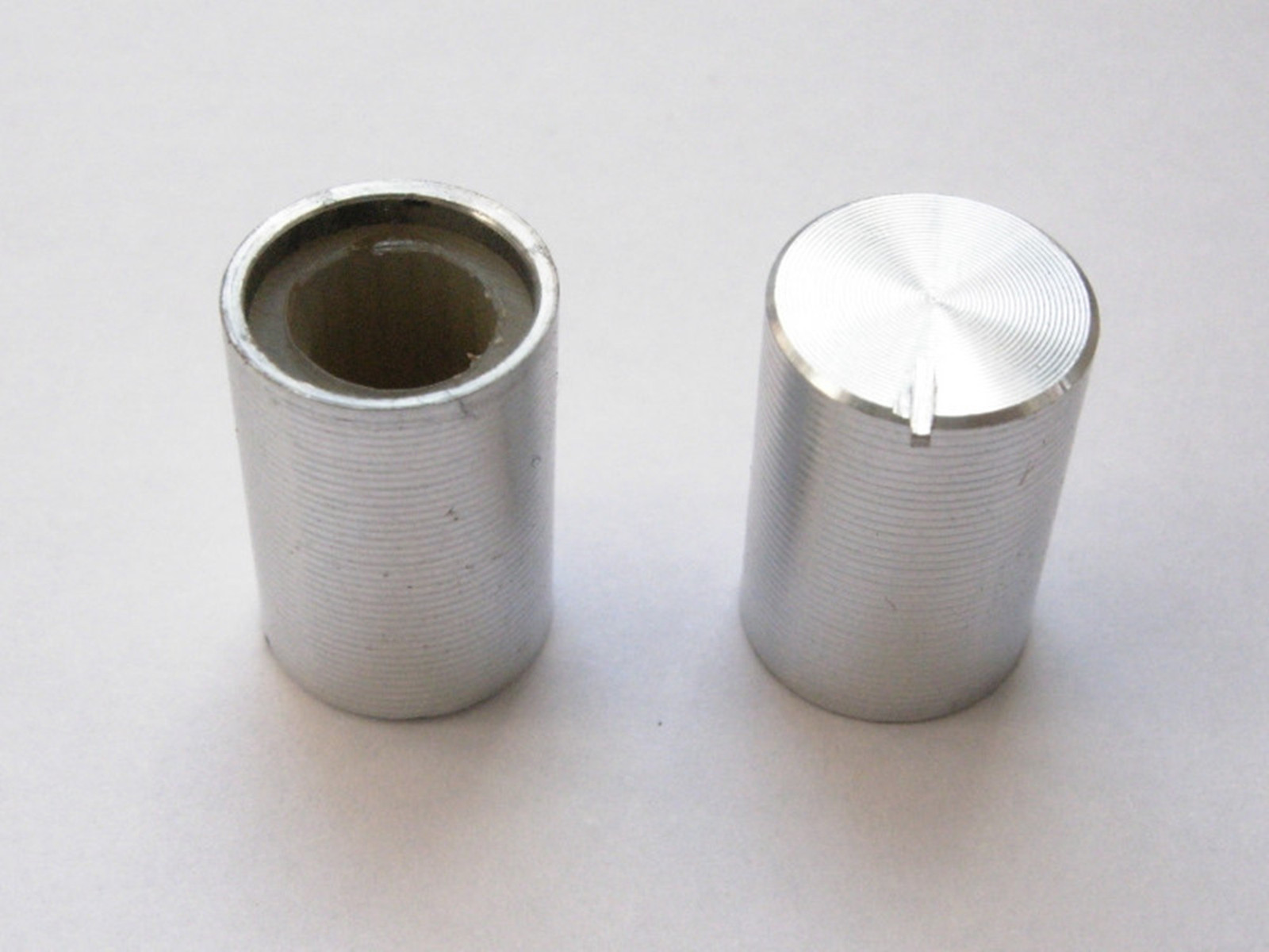 Aluminum Silver Knobs VOLUME TONE CONTROL Potentiometer KNOB 0.59" X 0.39"