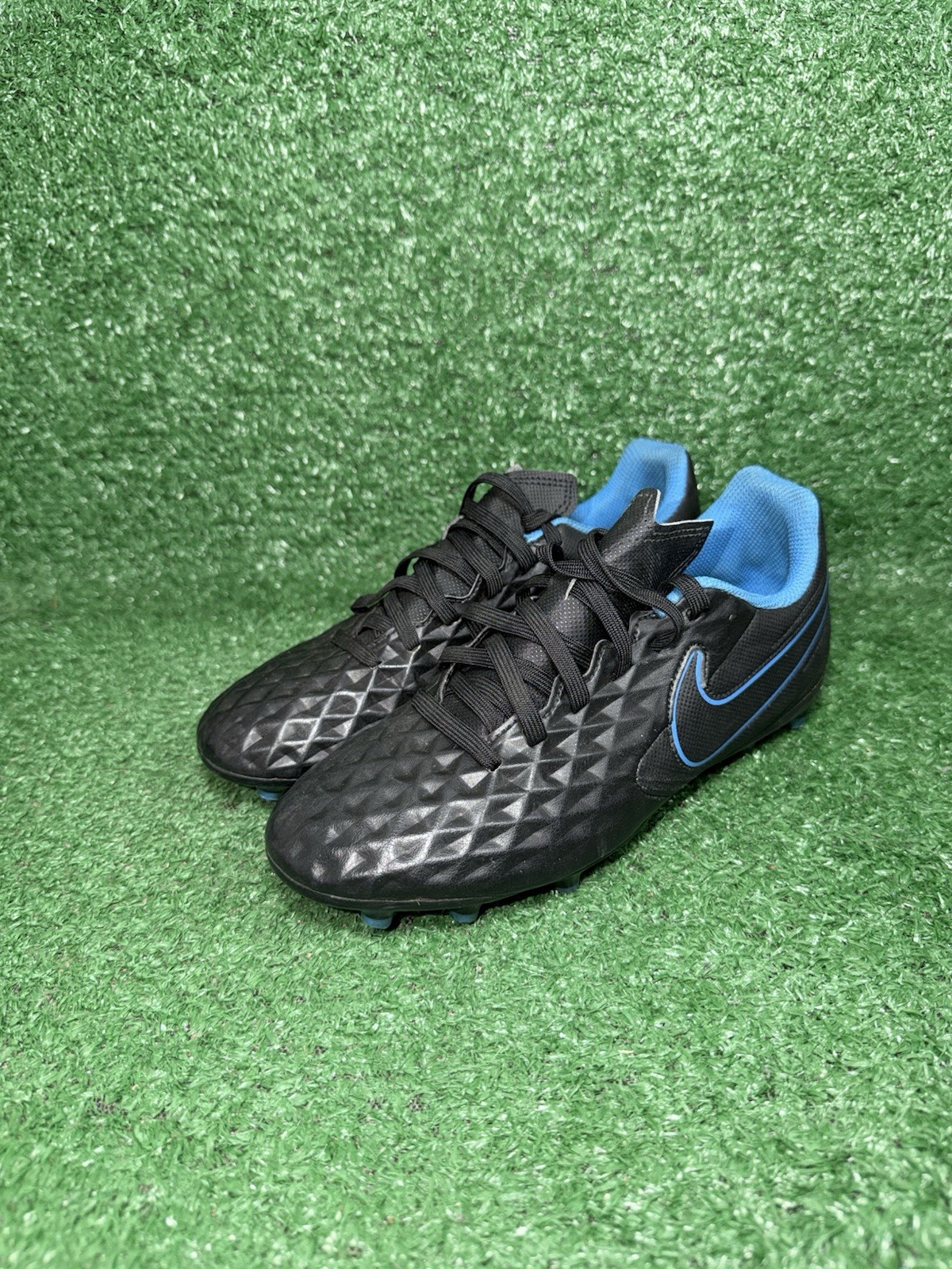 Nike Tiempo Legend 8 Size 4.5 Academy FG/MG Soccer Cleats Black Blue AT6107-090