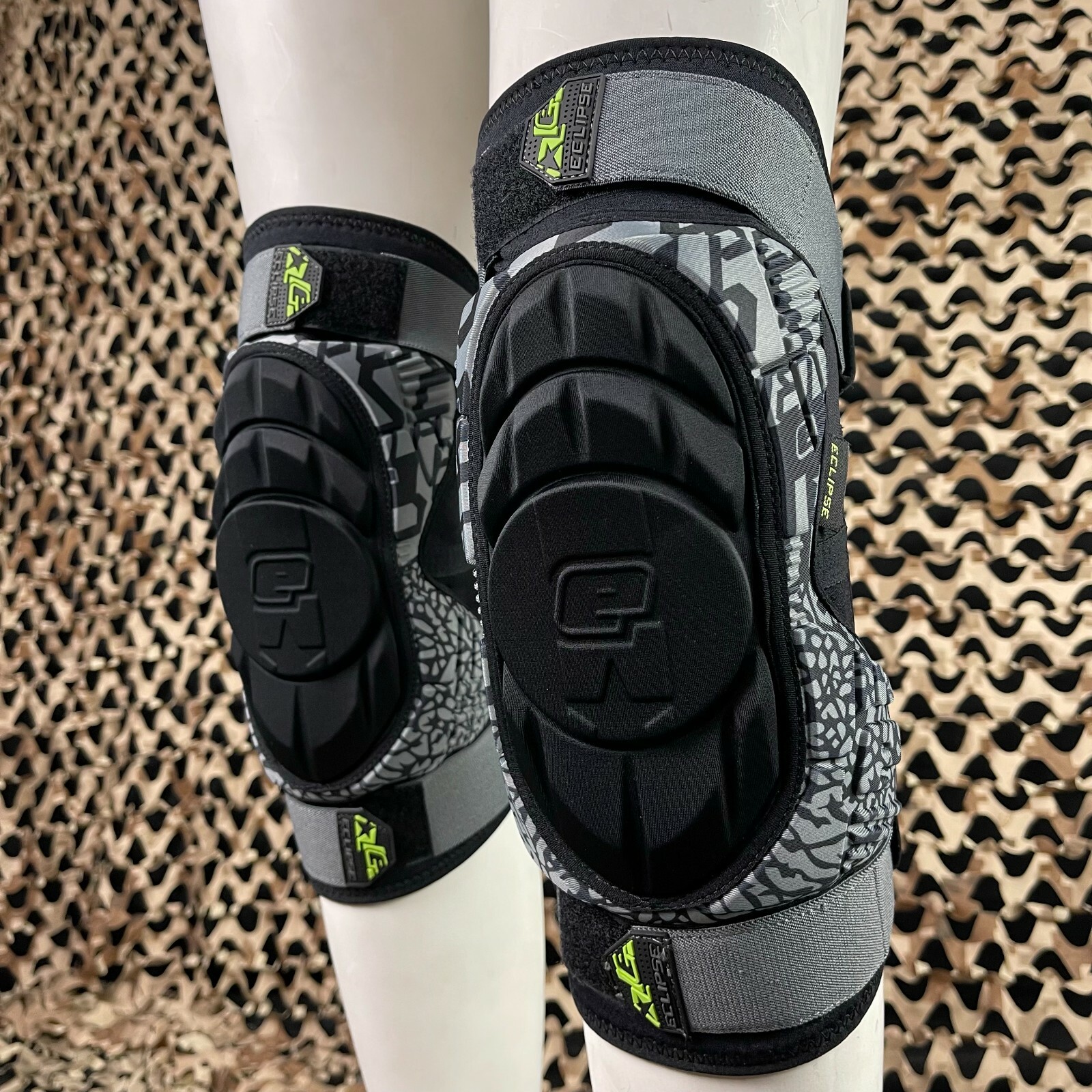 NEW Planet Eclipse FANTM Knee Pads - Black - Small