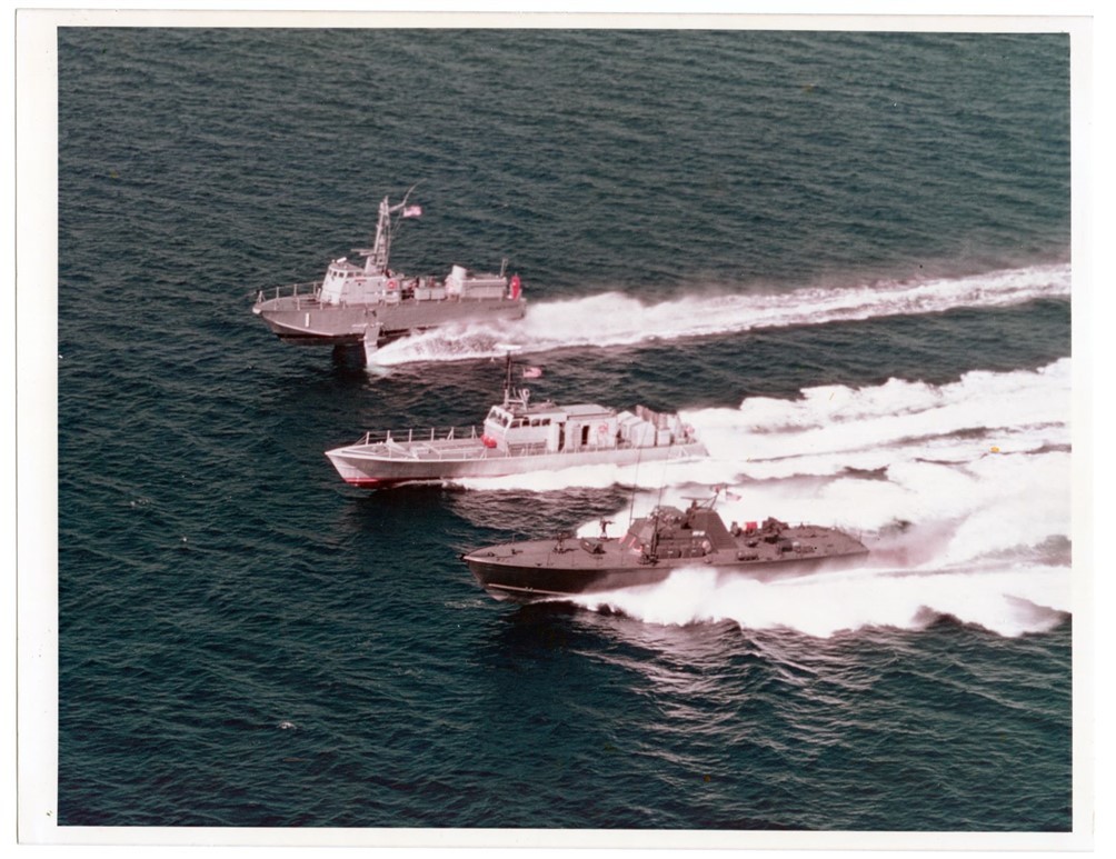 1980s Hydrofoil PGH-1 USS Flagstaff 8x10 Original Photo