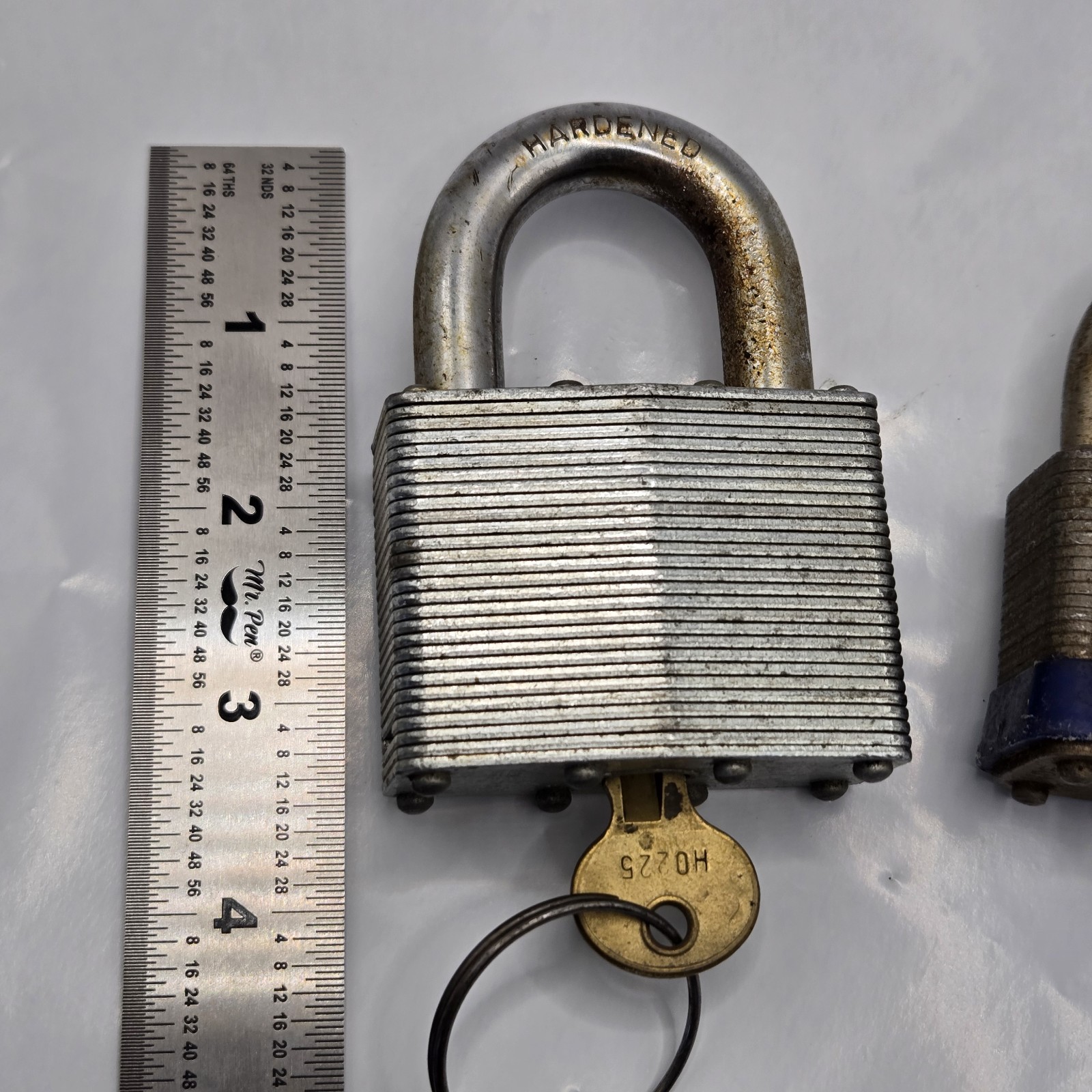 2 Padlocks Master Lock No.5 Padlocks