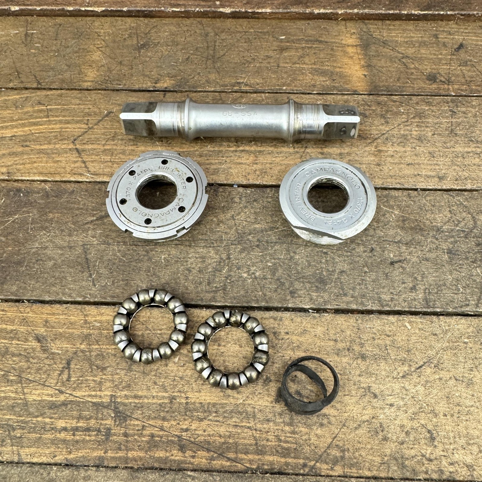 Vintage Campagnolo Bottom Bracket 68-SSA 68mm 110mm 1.370x24 BSA ISO 80s SS-A