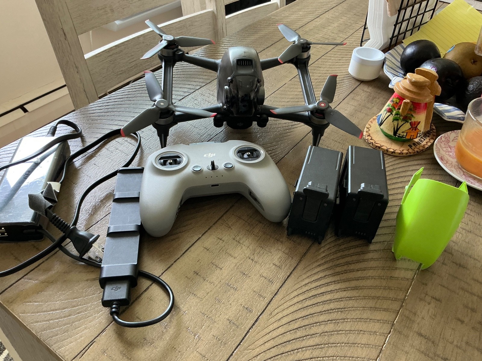 Dji fpv drone with Radio and Batteries