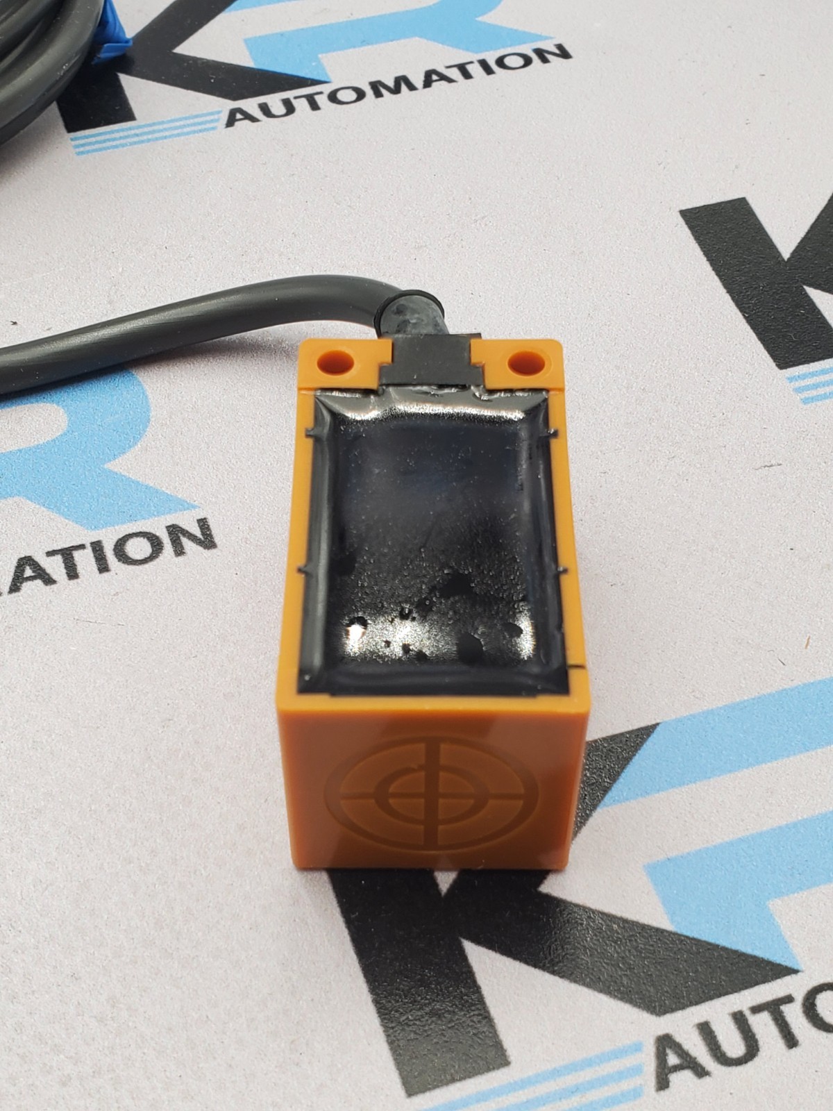 NEW Omron TL-N12MD1 Proximity Switch