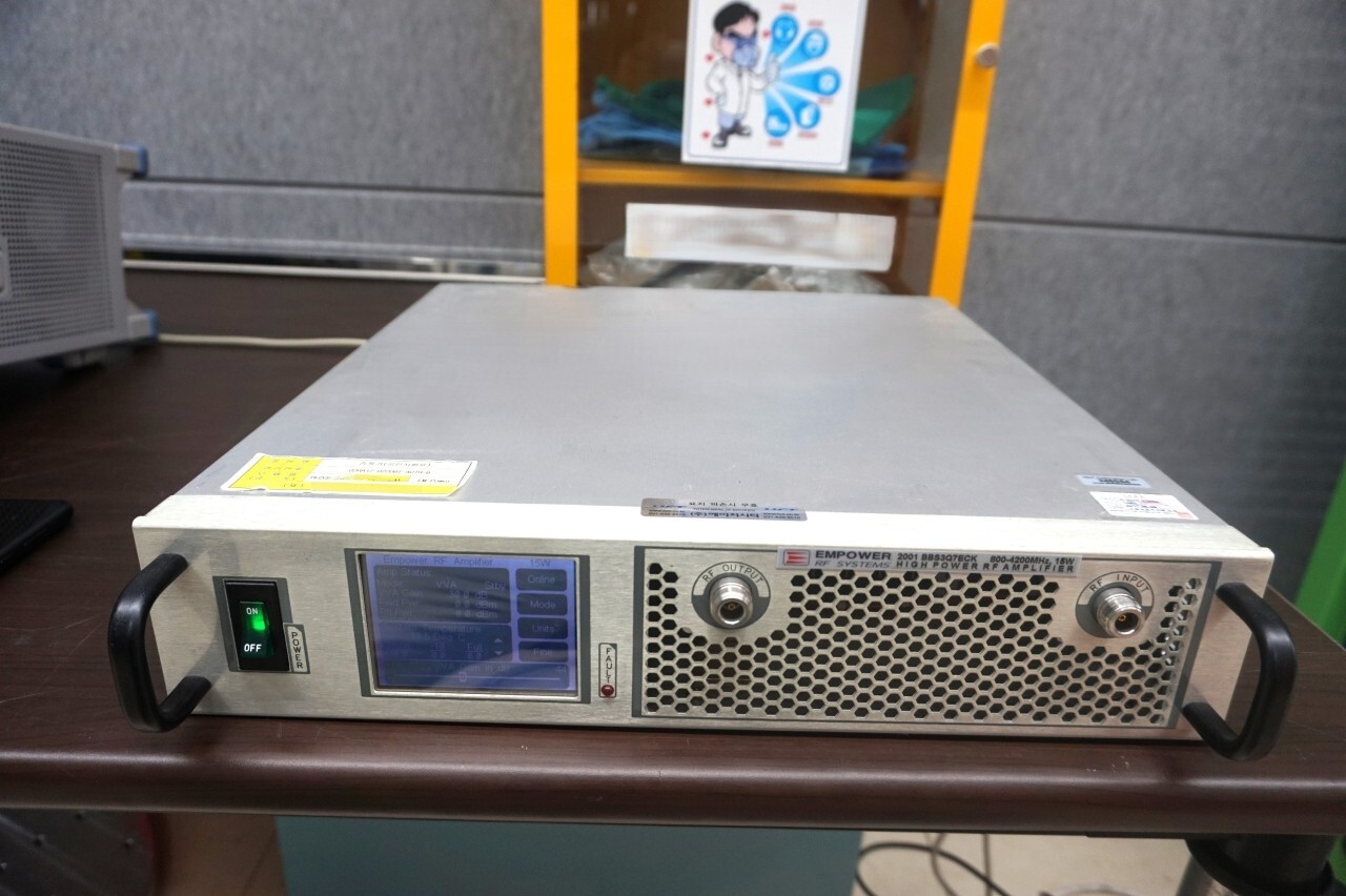 Empower 2001-BBS3Q7ECK High Power RF Amplifier, 800-4200 MHz, 15W