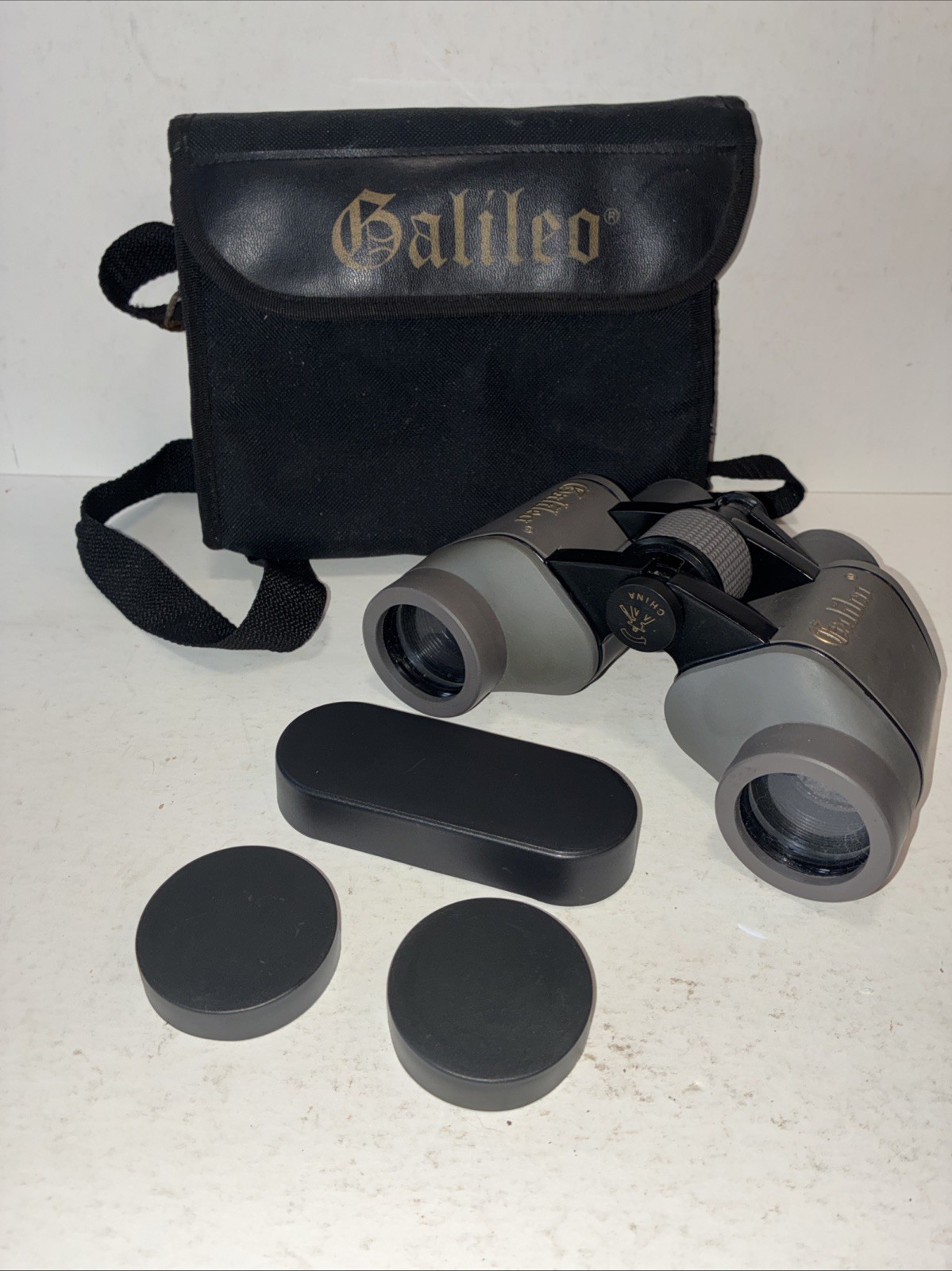 Galileo 7x35mm Wide Field Binoculars C-735 w Strapped Carry Case Complete