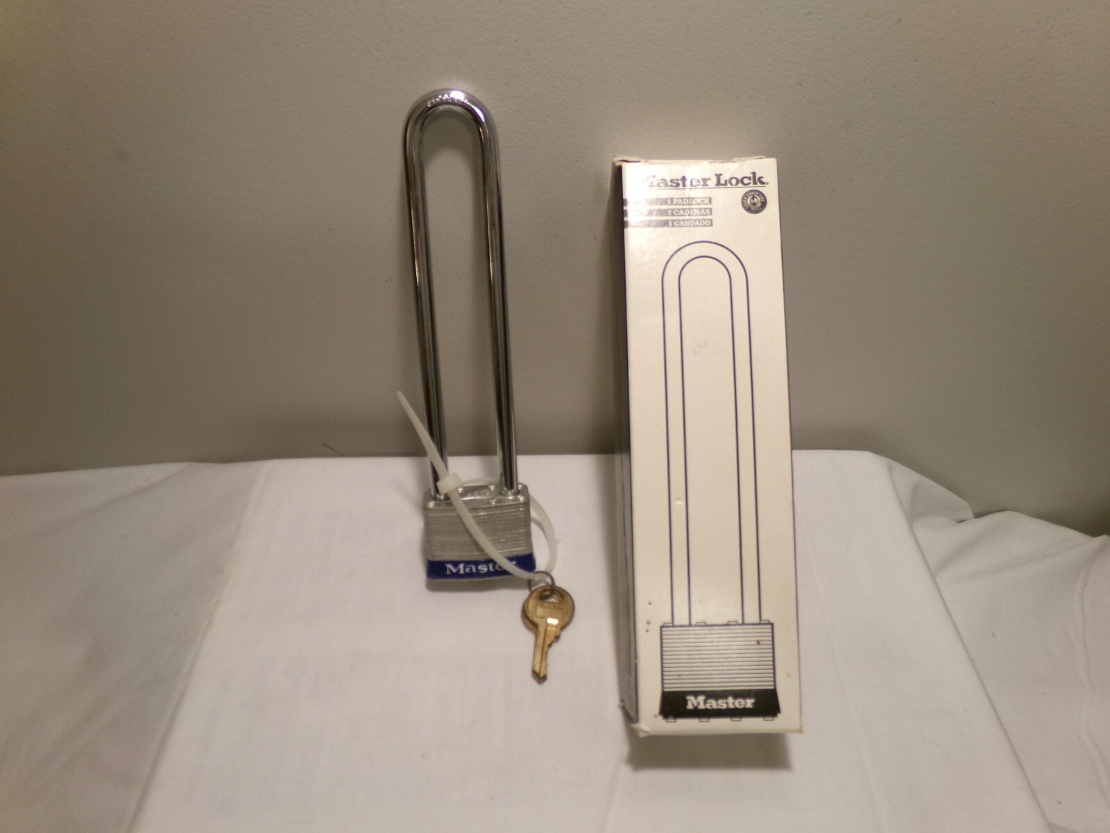 #1 Master Lock Padlock 6" Shackle