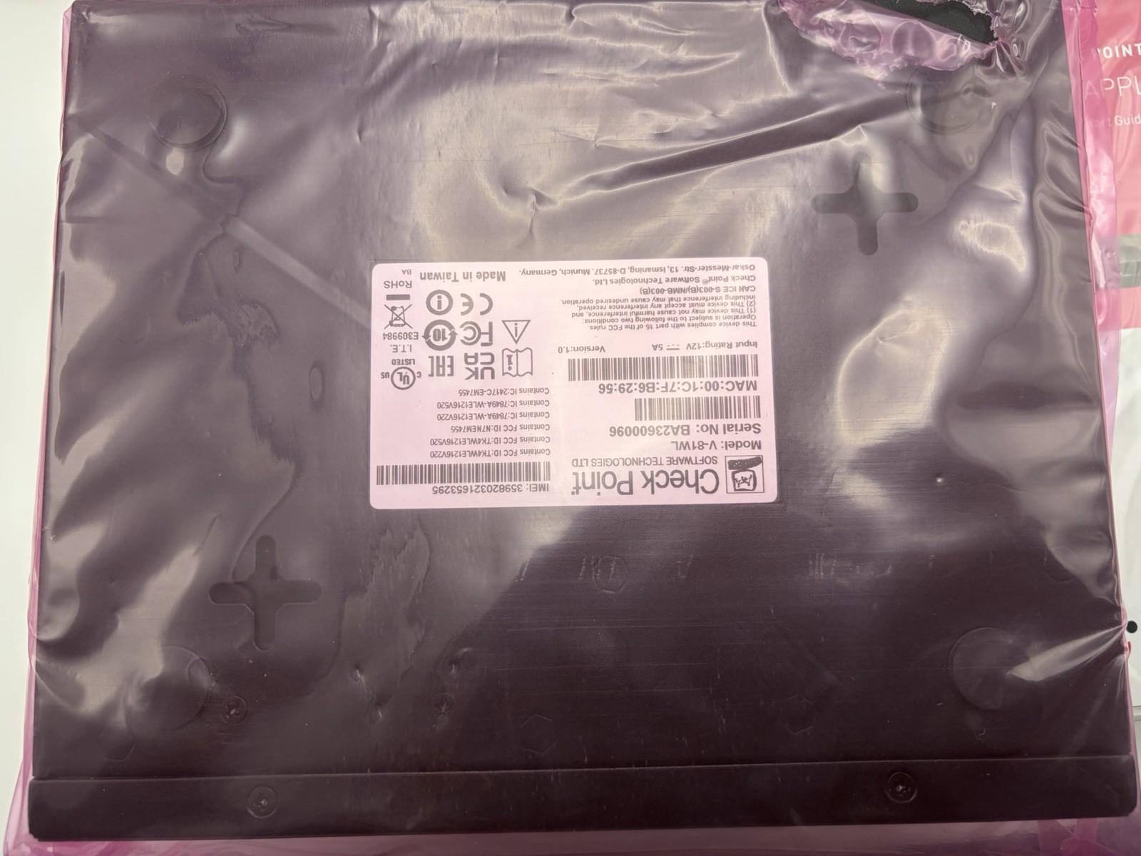 Check Point 1590 Model V81WL Network Security Gateway Device Open Box G2U