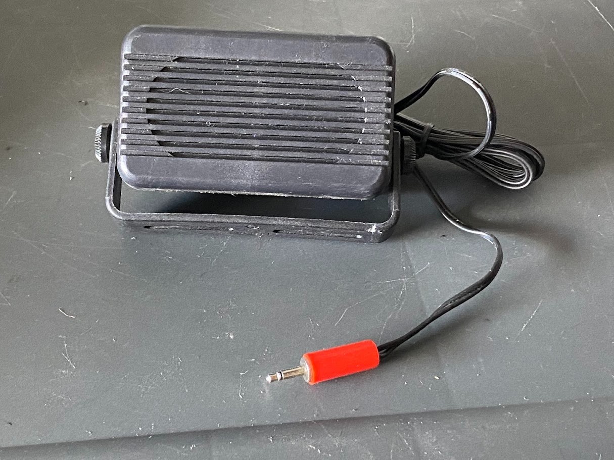 Motorola External Speaker SSN4020A w/ Bracket Two Way Radio CB HAM