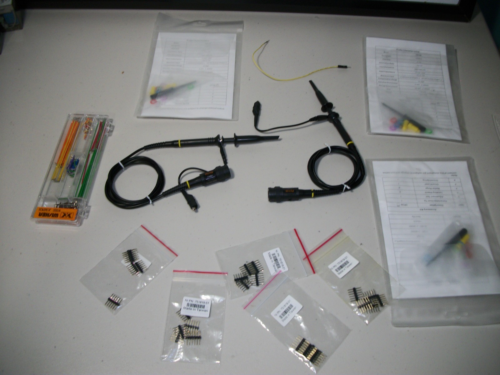 LG LOT NEW UNUSED OSCILLOSCOPE PROBE AND ACCESSORIES P2150 AND OTHER PARTS