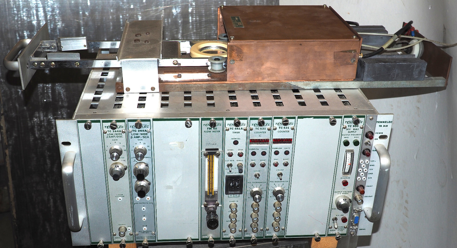 Tennelec CANBERRA Alpha Beta Counter NIM BIN Amp Power 5kV Bias Supply Counting
