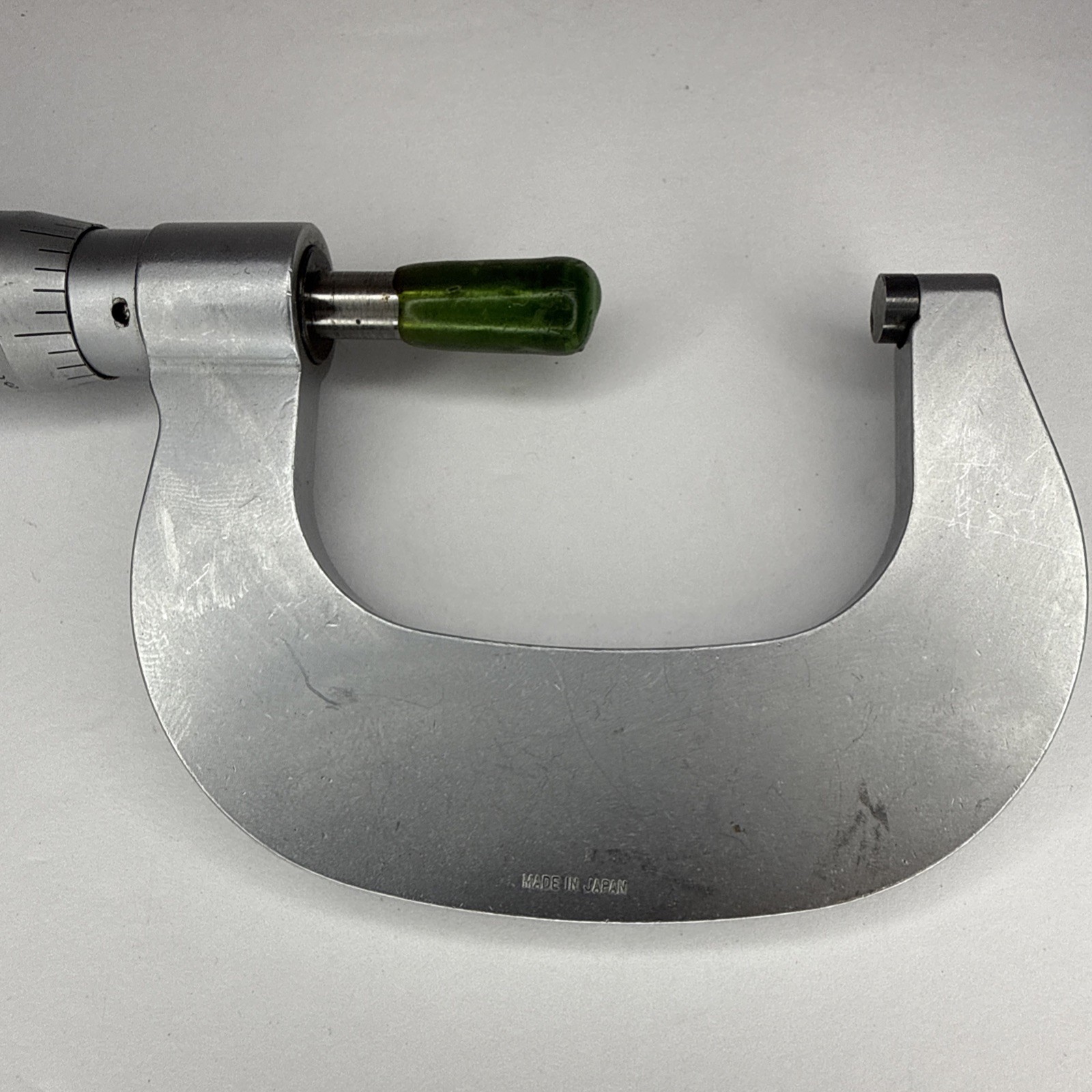 Mitutoyo Ratchet Thimble Outside Micrometer 1-2" Range .001"