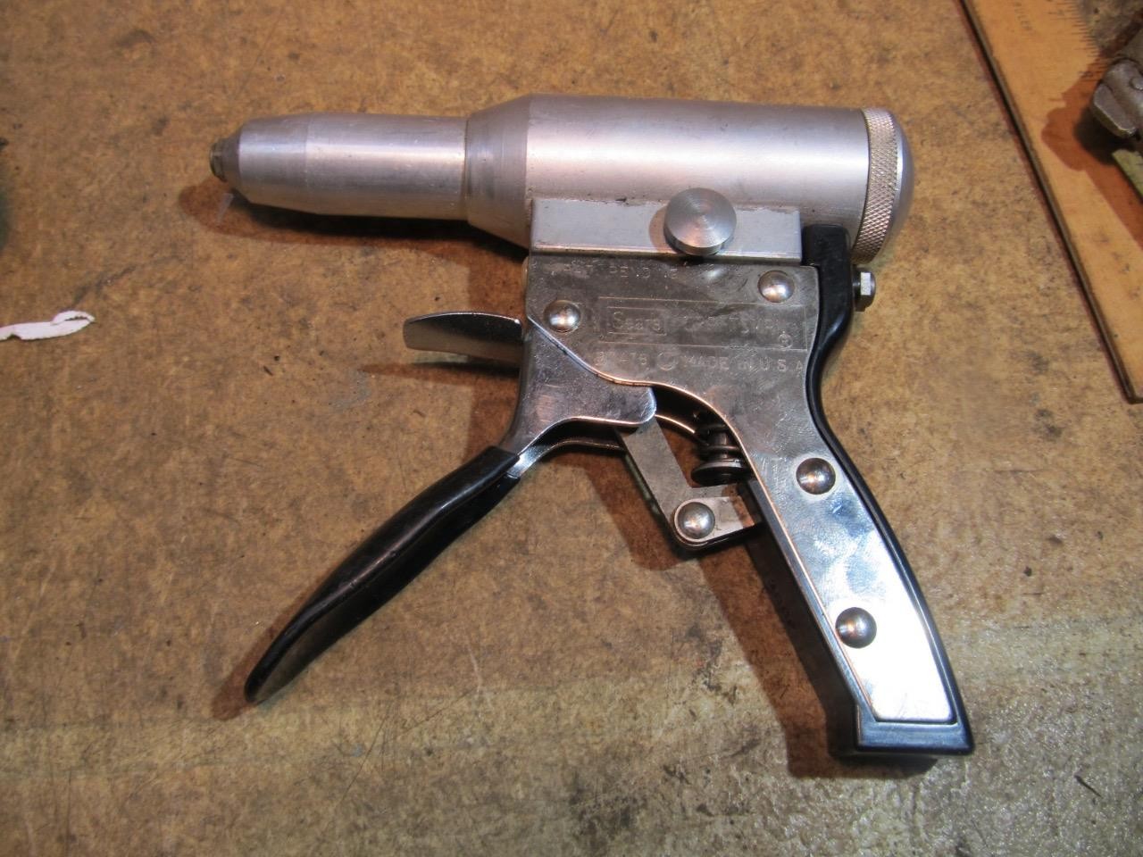 Craftsman 9-7478 Hydraulic Hand Riveter Tool