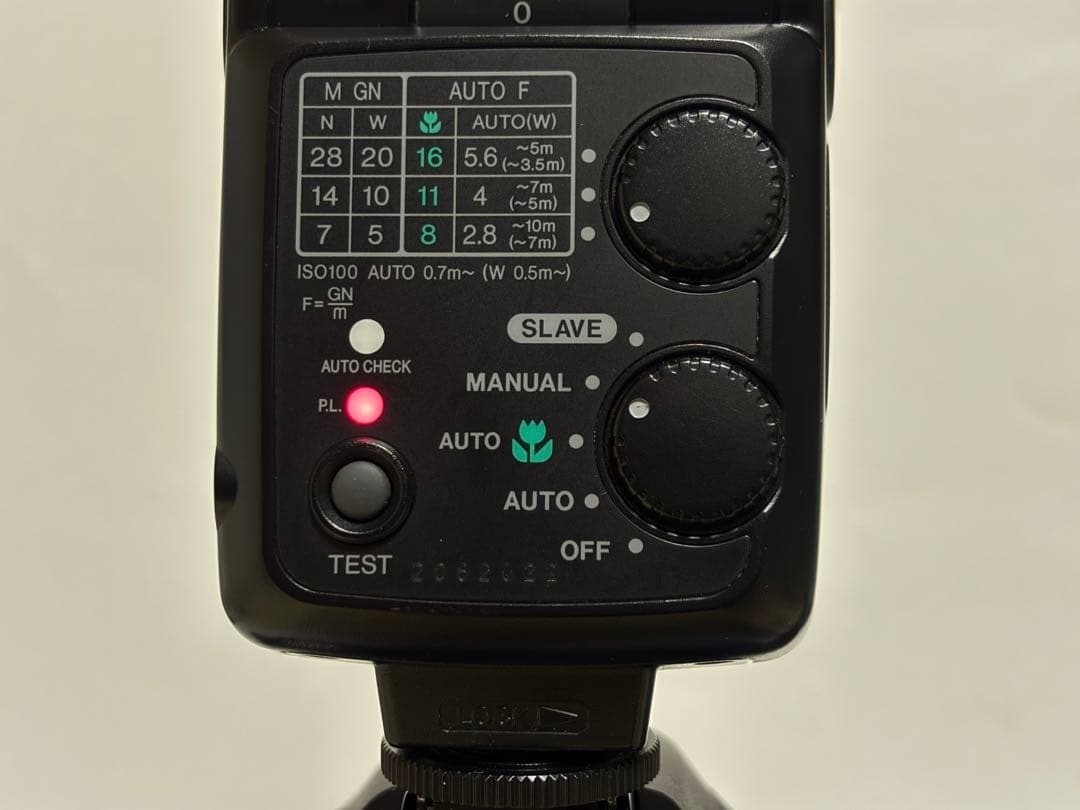 Panasonic PE-28S Flash External Auto Strobe w/ Wide Panel Tested Excellent