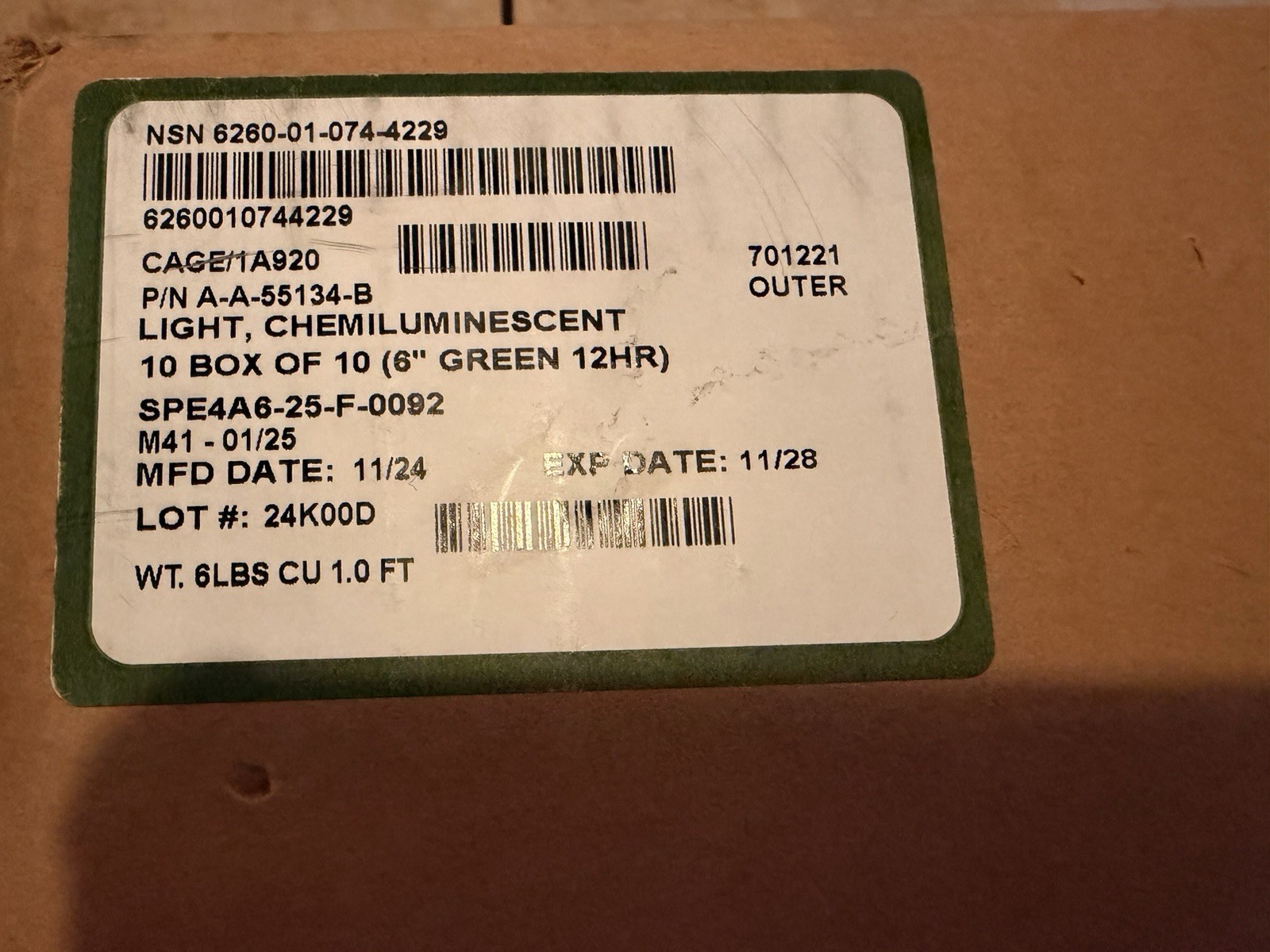 CASE OF 100  6 INCH  Green USGI CYALUME CHEM LIGHTS  EXPIRES 11/28