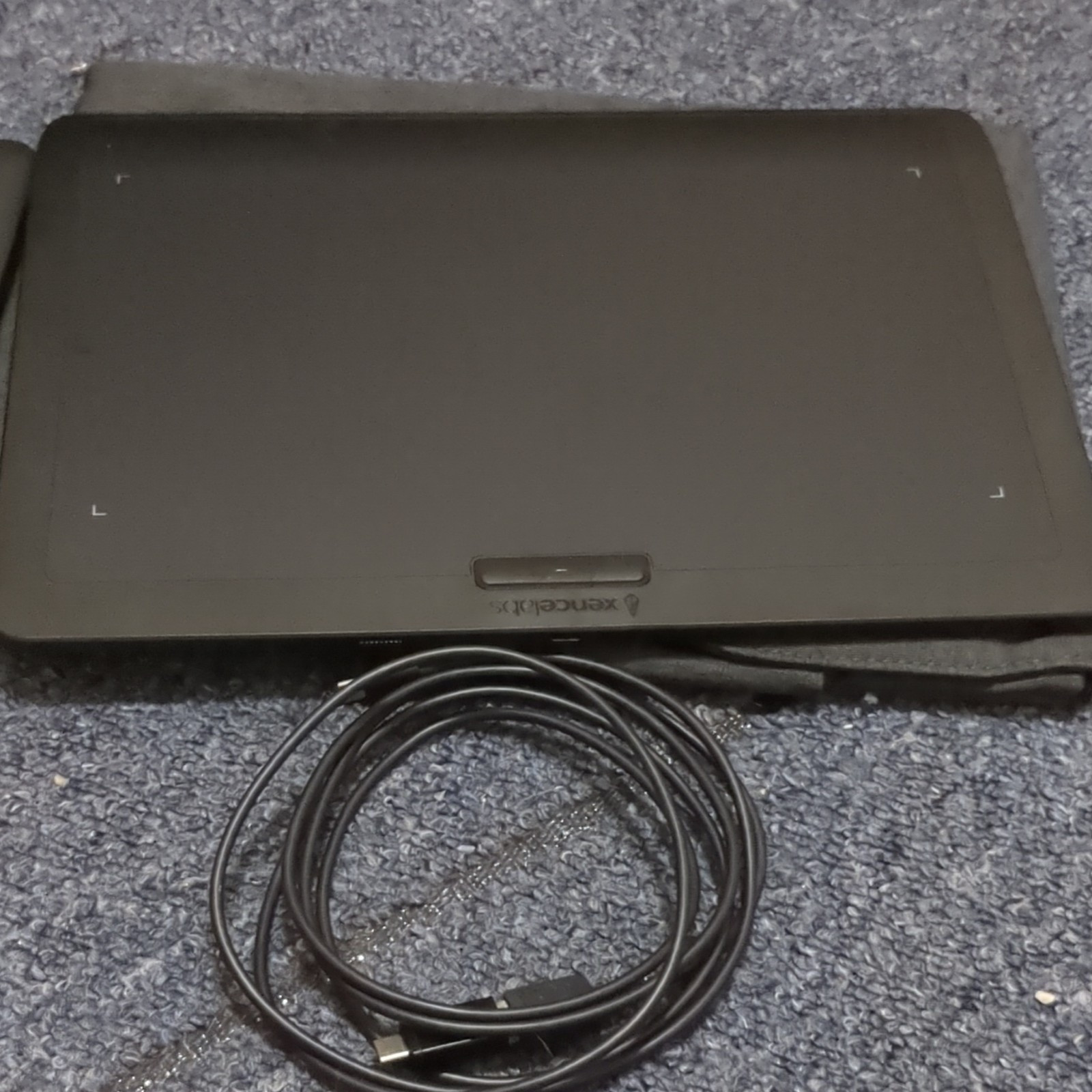 Xencelabs Drawing Tablet Medium USB Graphics Tablet BPH1212W-A