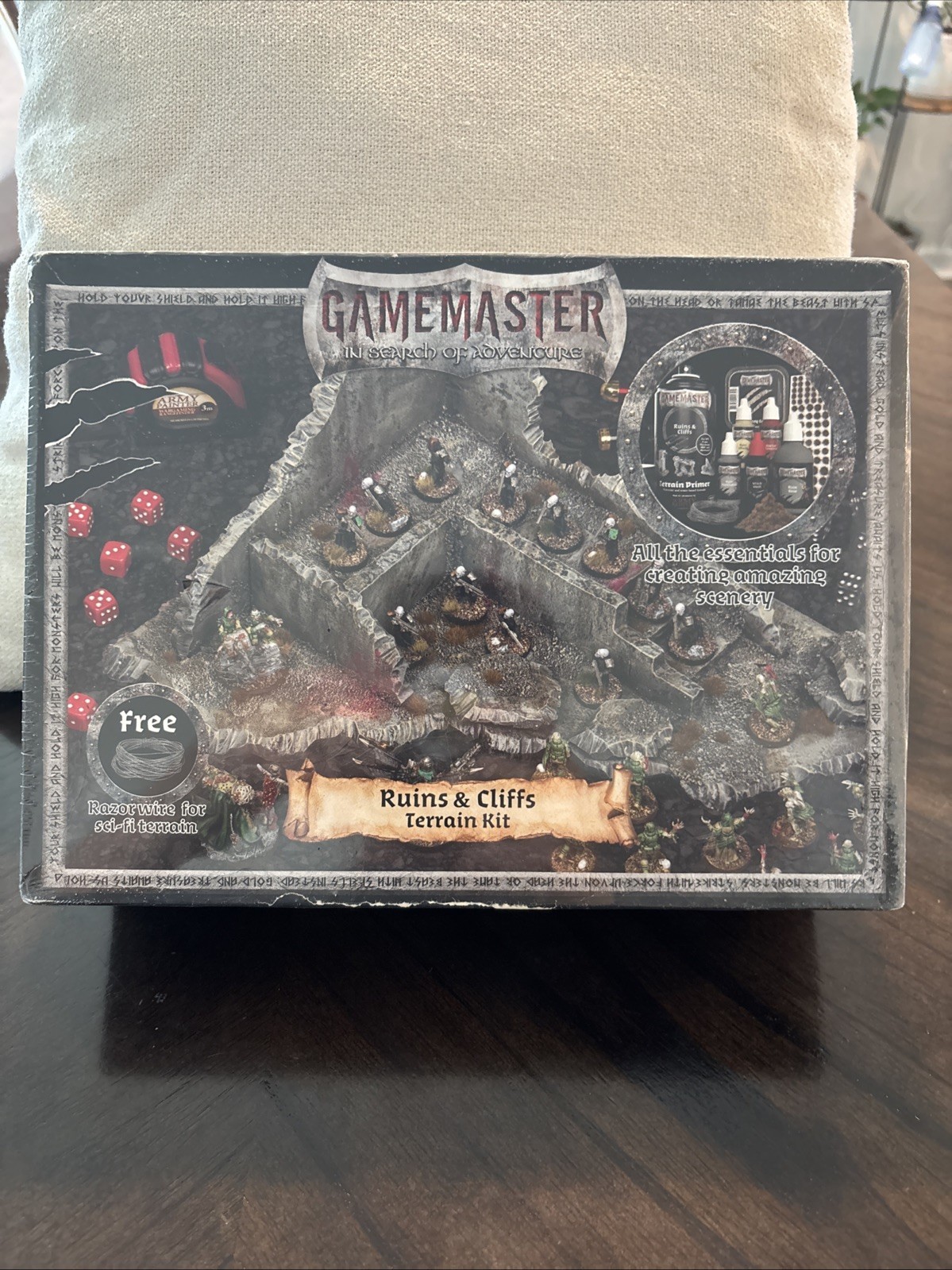 New Gamemaster Ruins & Cliffs Terrain Kit