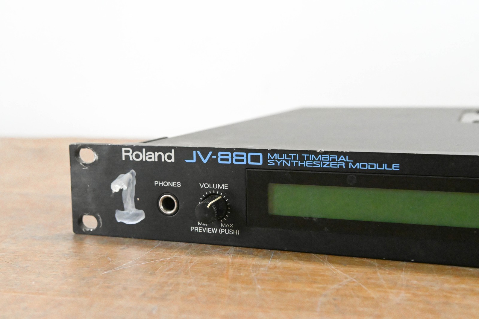 Roland JV-880 Multi Timbral Synthesizer Module CG011TE