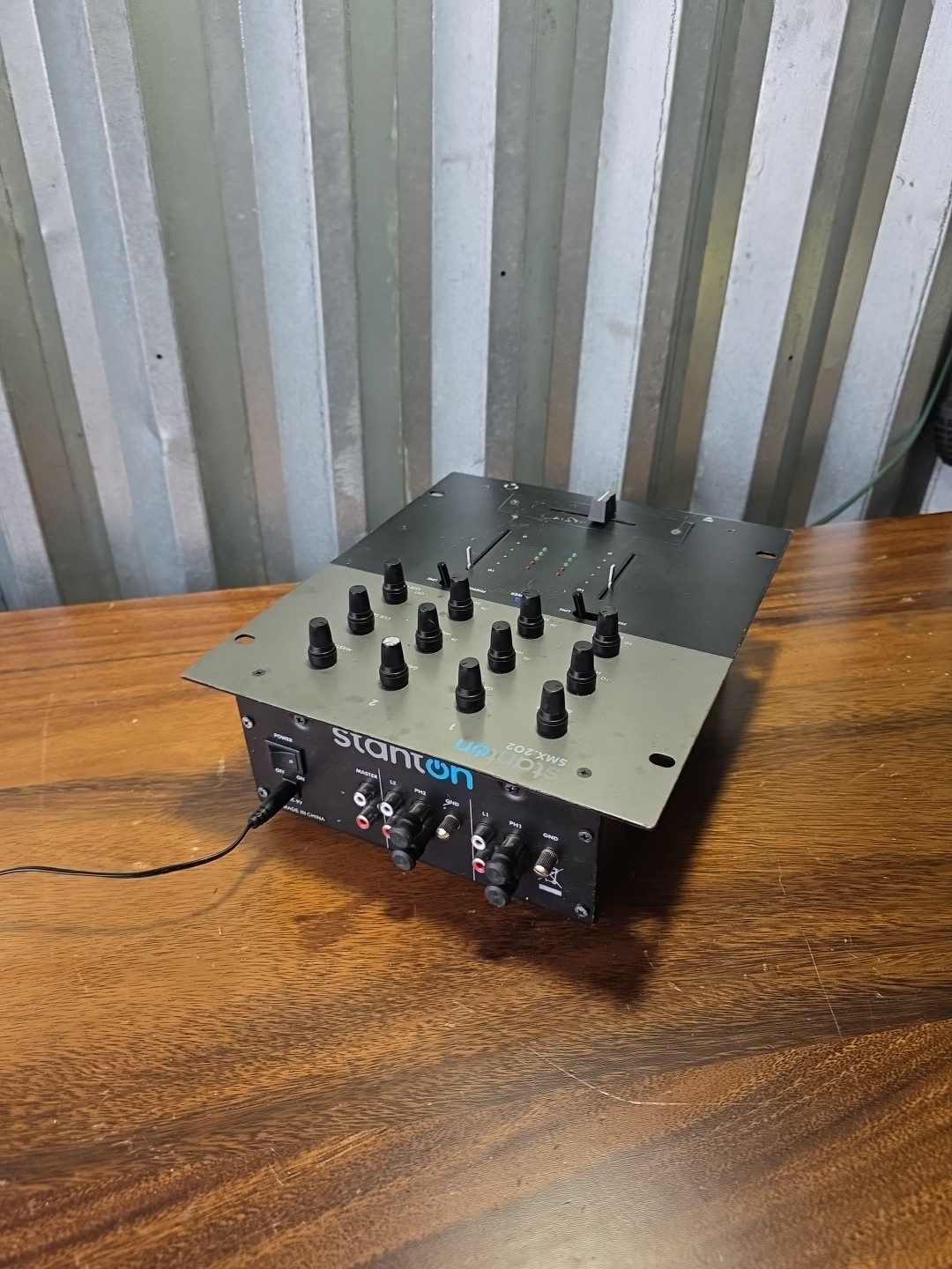Stanton SMX202 2-Channel DJ Mixer
