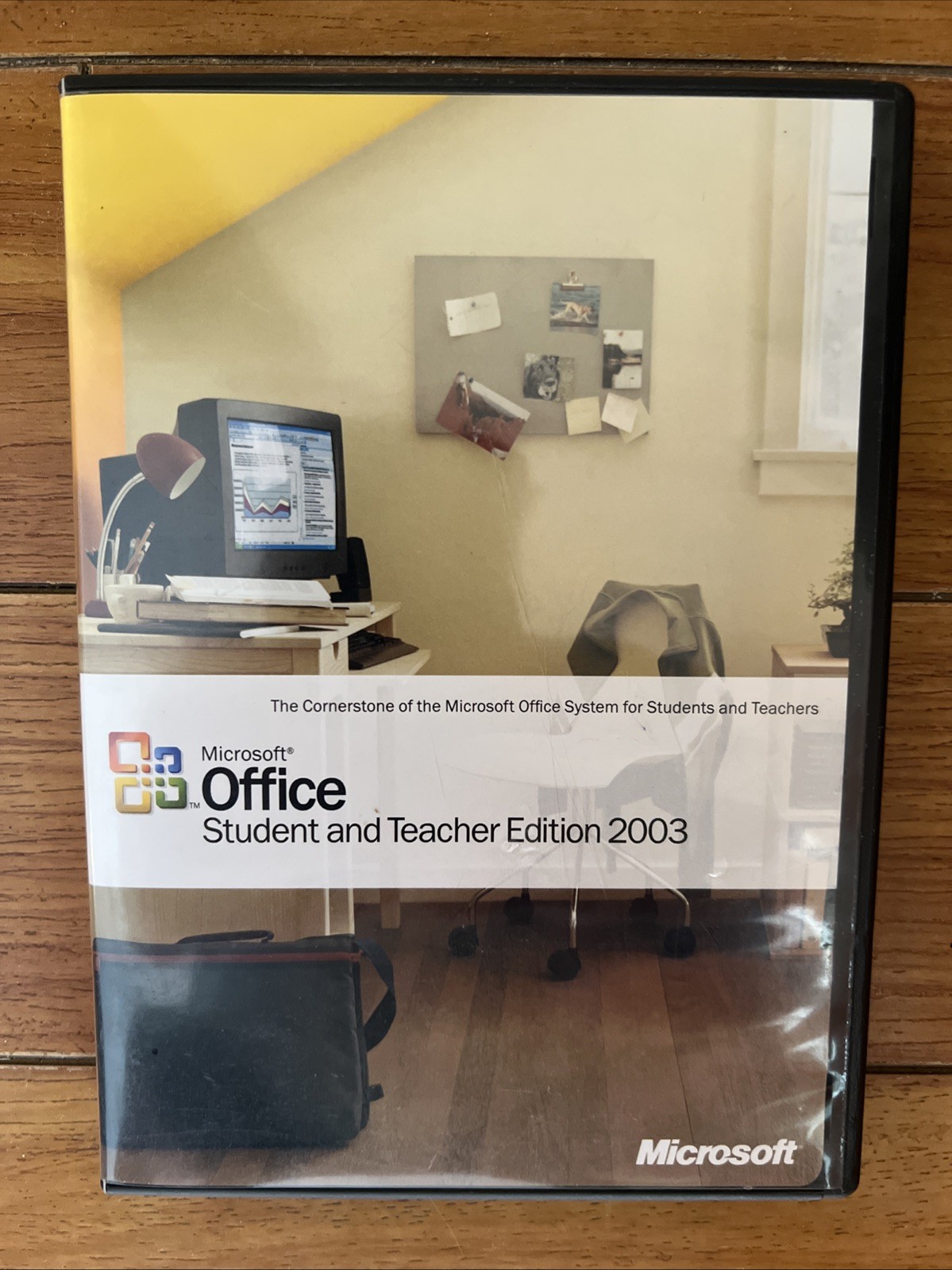 Microsoft Office 2003 Student and Teacher Edition (Retail) with Product Key