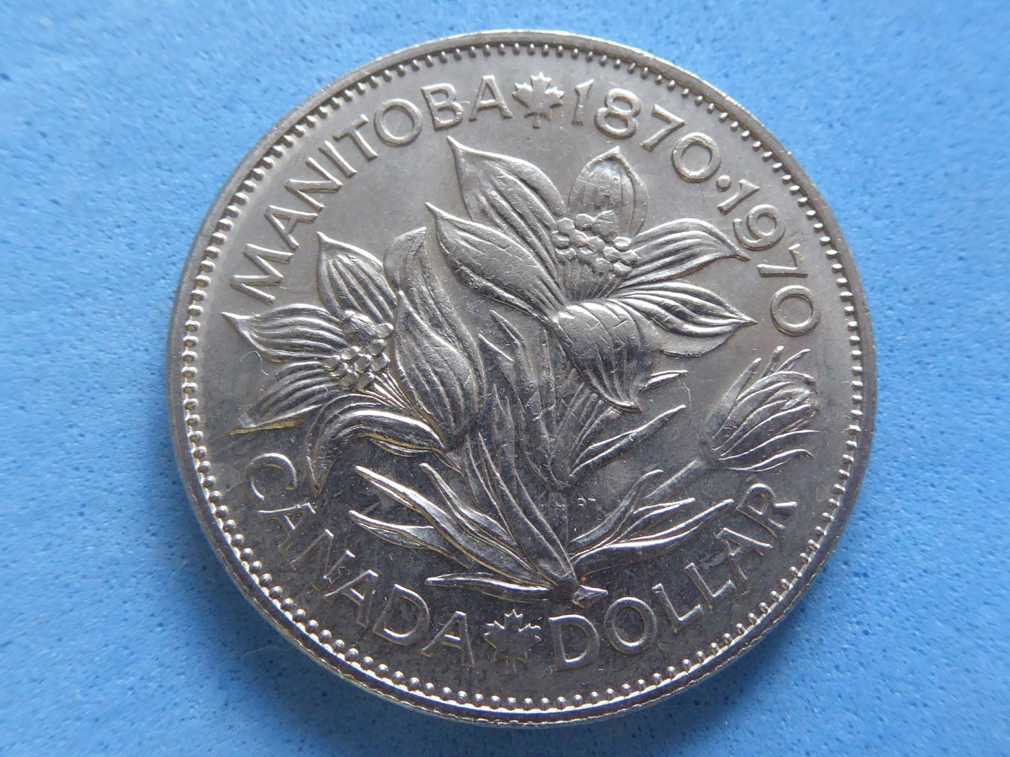 633) Canada Elizabeth II Dollar High Grade Manitoba 1970 £3.50