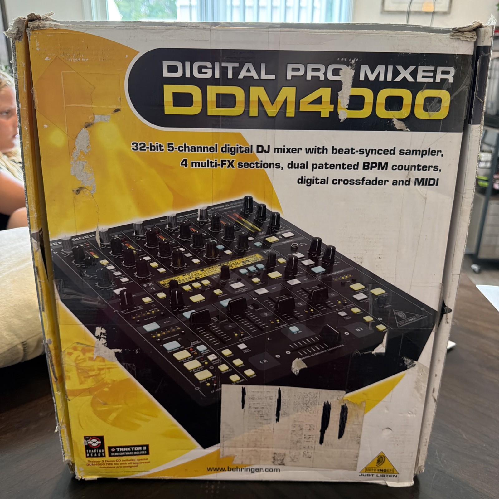 Behringer DDM4000 Professional 5- Channel DJ Mixer W/Sampler Fx, Duel BPM Counte
