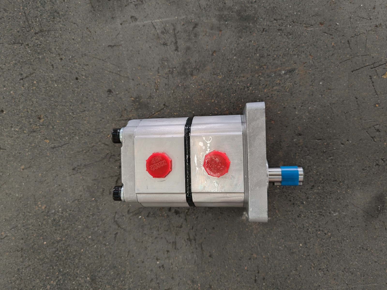 Two Section Hydraulic Pump for AGT YSRT14 Mini Skid Steer Loader Parts