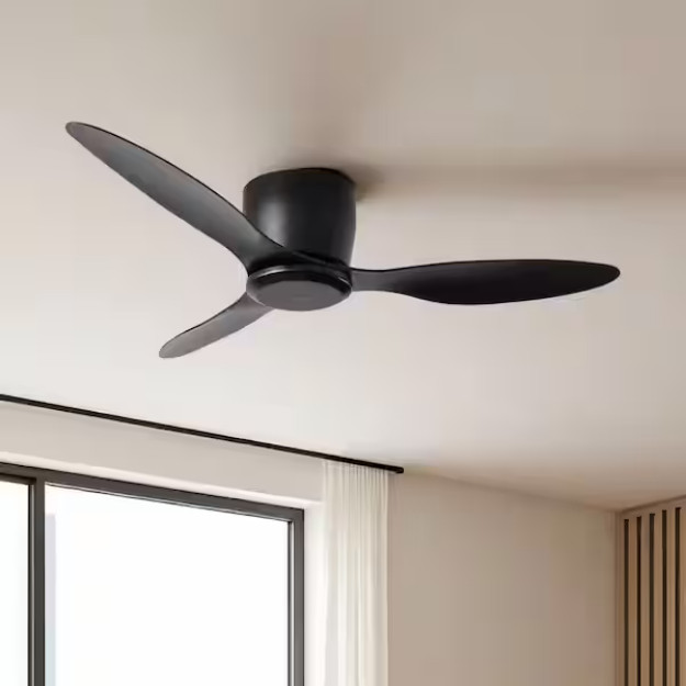 MOdern Habitat Turboflow Blade Span 40"  Indoor Matte Black Ceiling Fan w Remote