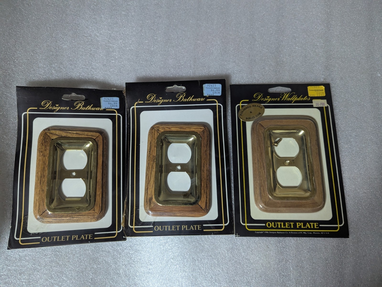 Lot - 3 Vtg Polished Brass Outlet Wall Plate Wood Oak 1983 86 Designer Wallplate