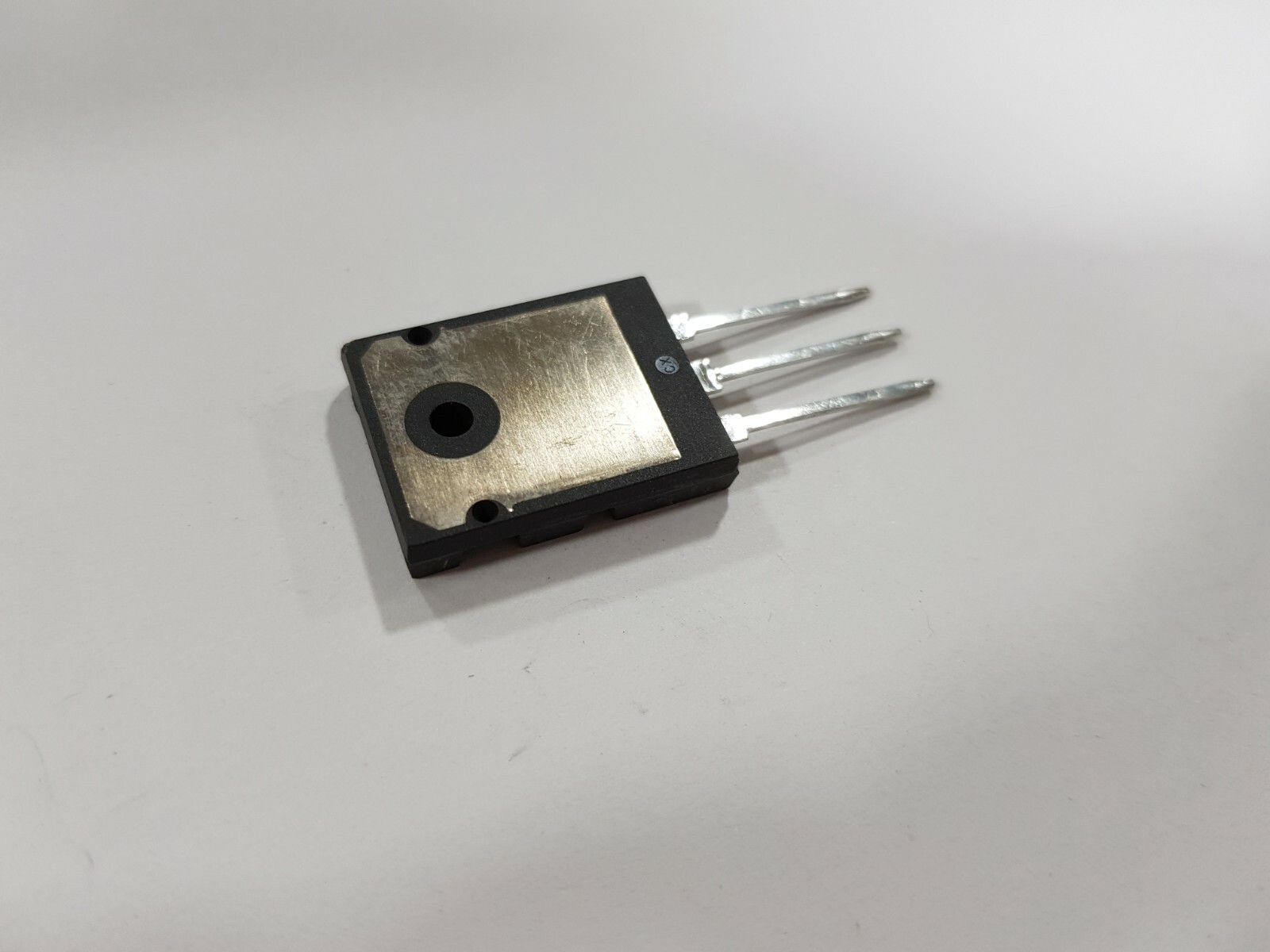 Toshiba IGBT Transistors 600V/150A