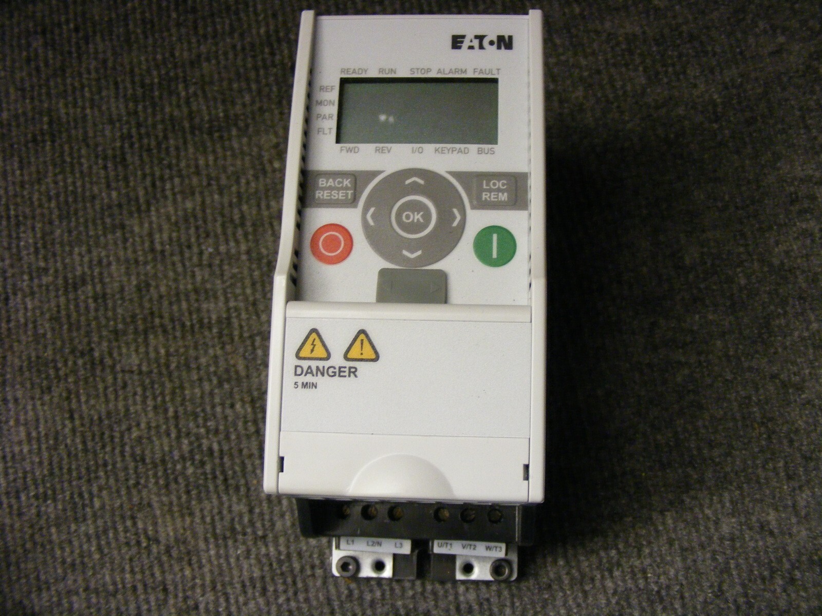Eaton Motor Speed Controller Cat No. MMX34AA1D3F0-0 Input 380-480AC 0.5HP