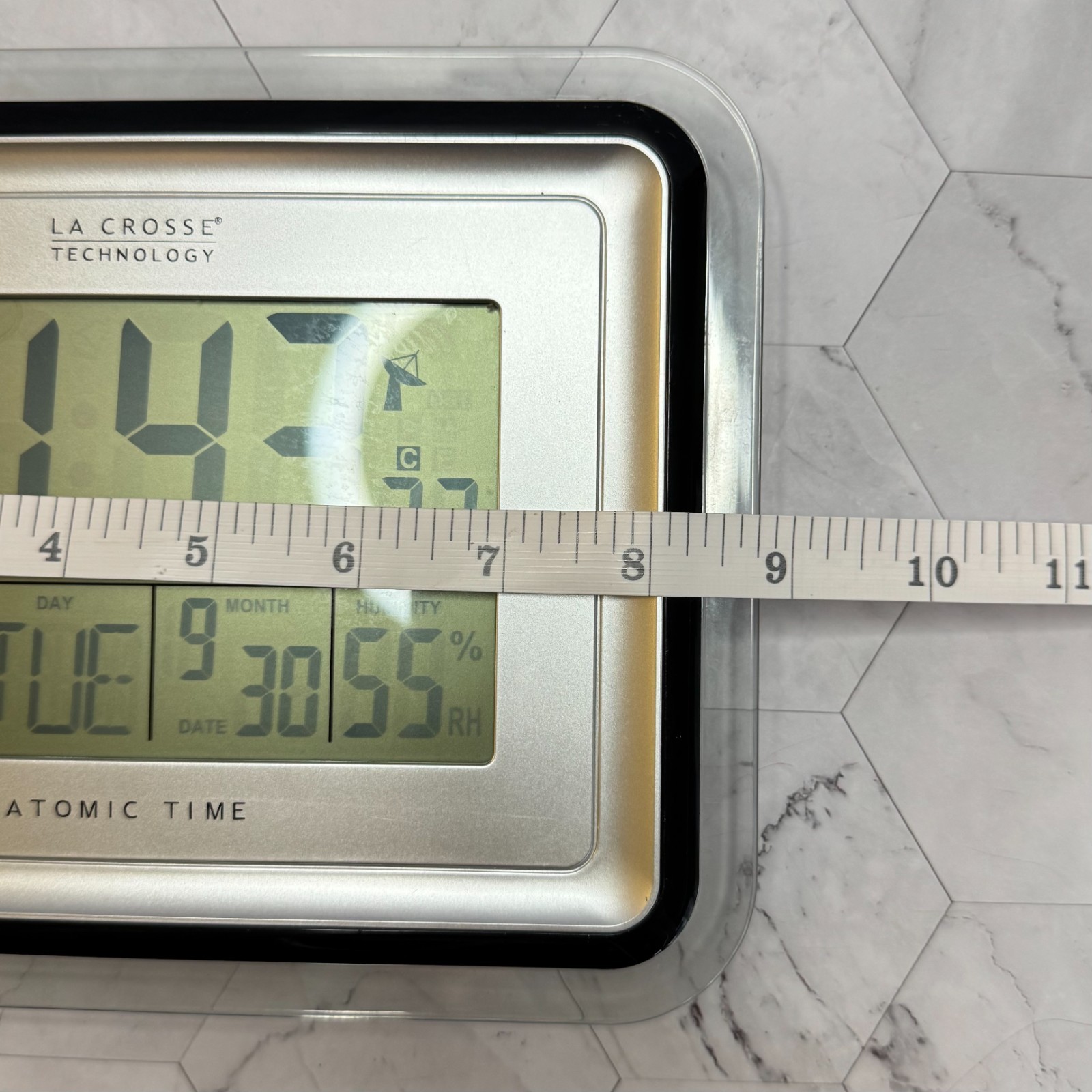 Weather Station La Crosse Technology Wall Table Display BBB87733 in EUC