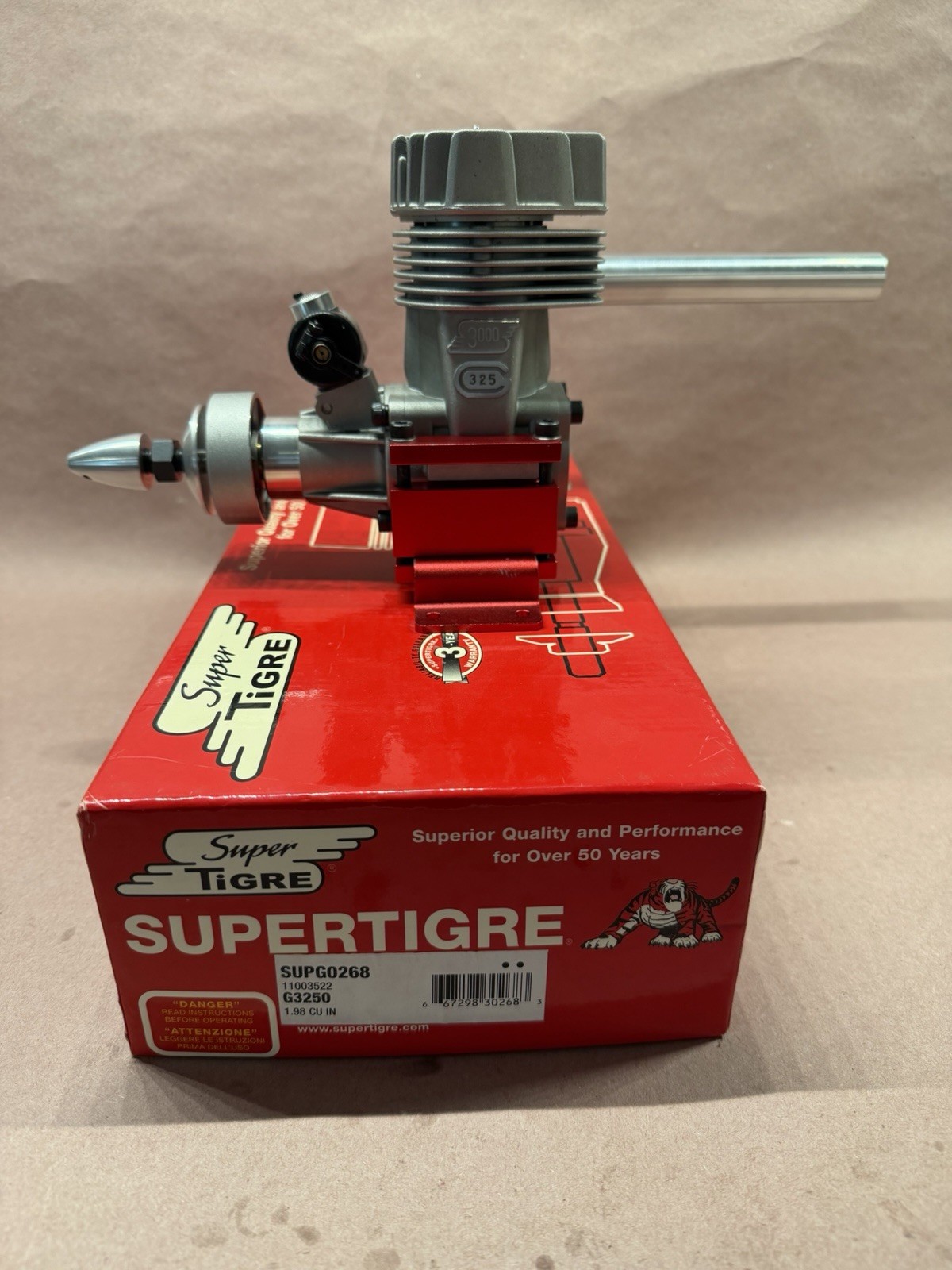 Super Tigre G3250 2-Stroke RC Aircraft Engine w/MAC Header and Solid Spinner