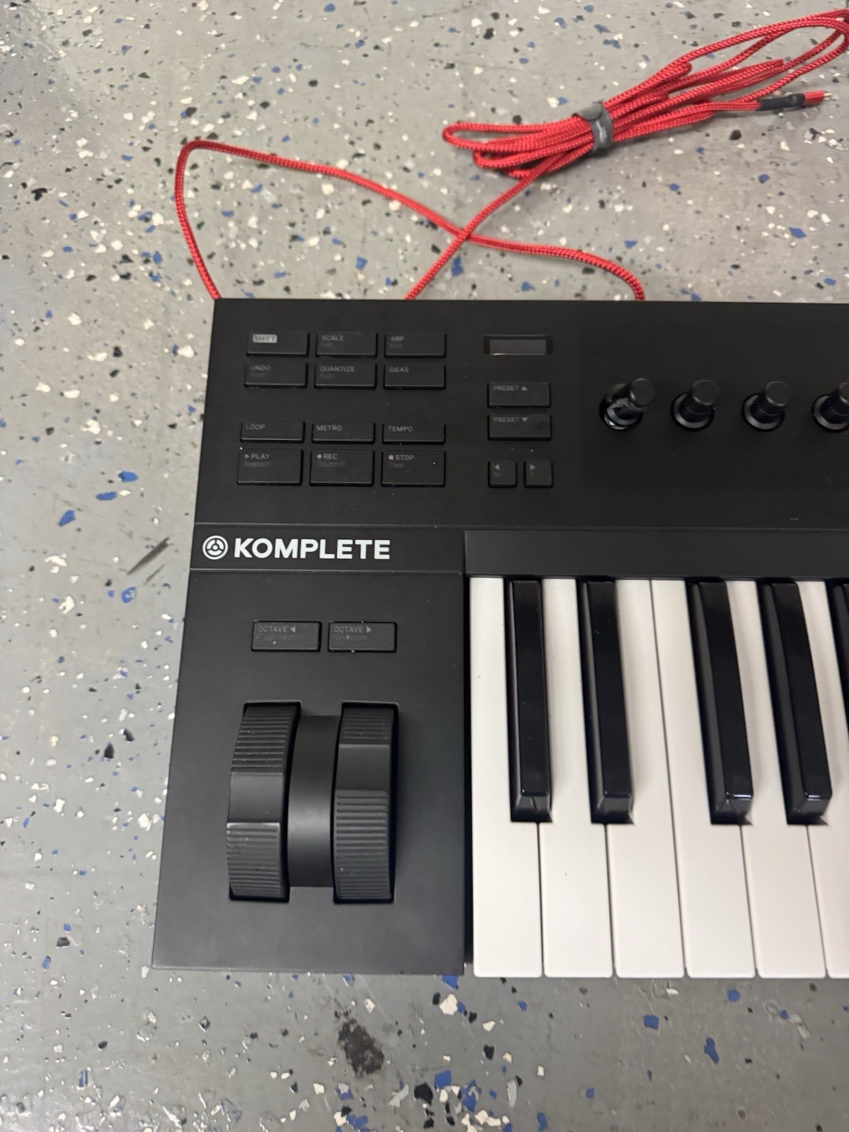 Native Instruments Komplete Kontrol A25 MIDI Keyboard Controller Semi-weighted