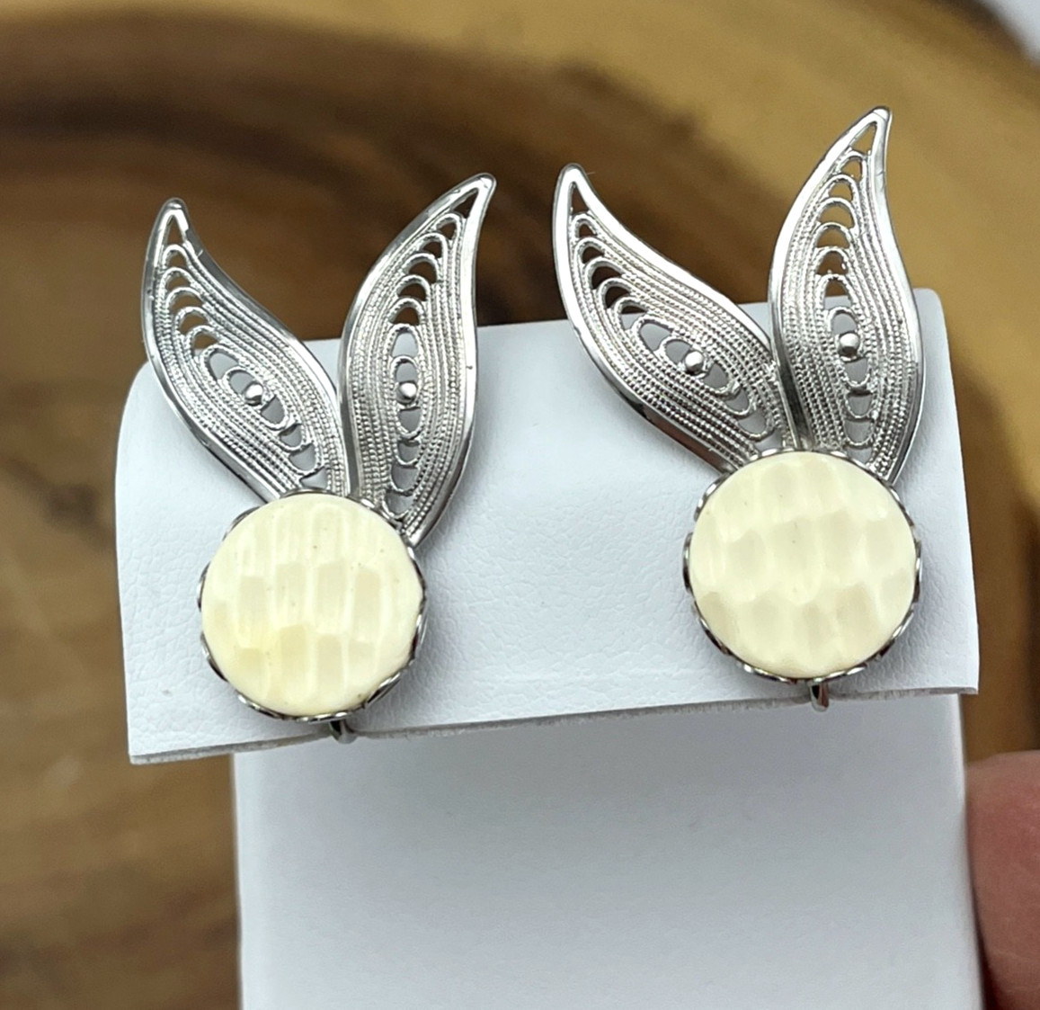 Silver Tone Filigree Leaves Clip Earrings