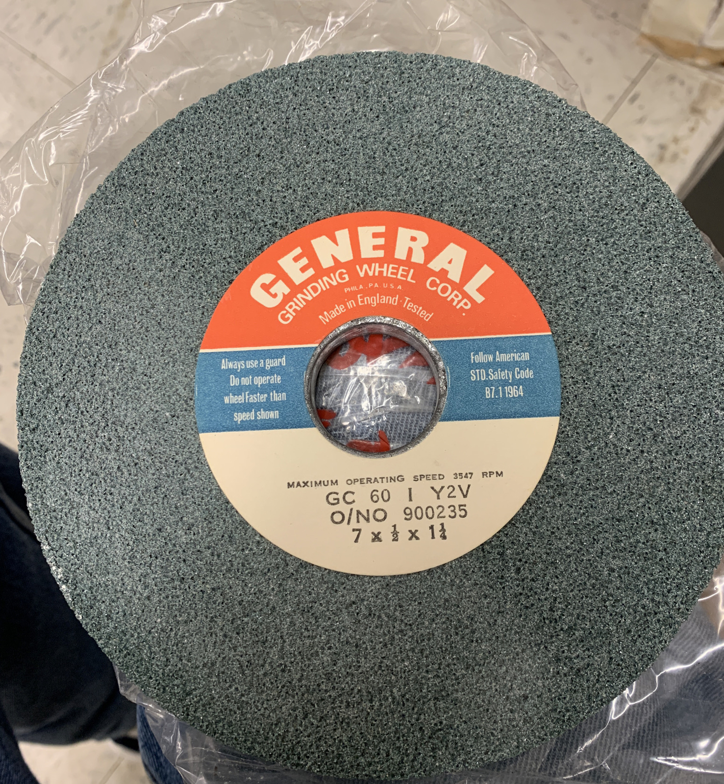 General 7 x 1/2"x 1-1/4" Green Wheel Silicon Oxide 60 Grit Surface Grinding