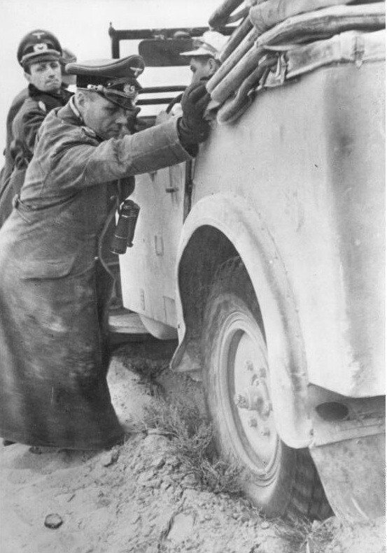 WW2 Photo WWII German General Erwin Rommel Afrika Korps 1942 World War Two/ 2101